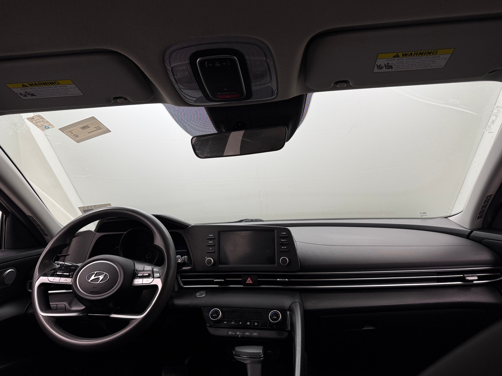 Thumbnail: 2022 Hyundai Elantra - 3