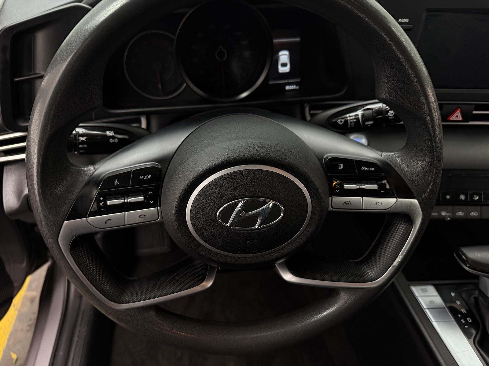 Thumbnail: 2022 Hyundai Elantra - 5