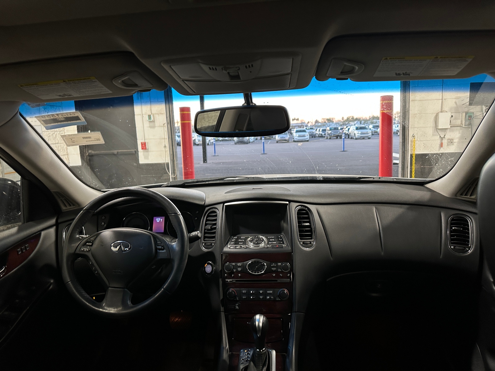 Thumbnail: 2017 INFINITI QX50 - 2