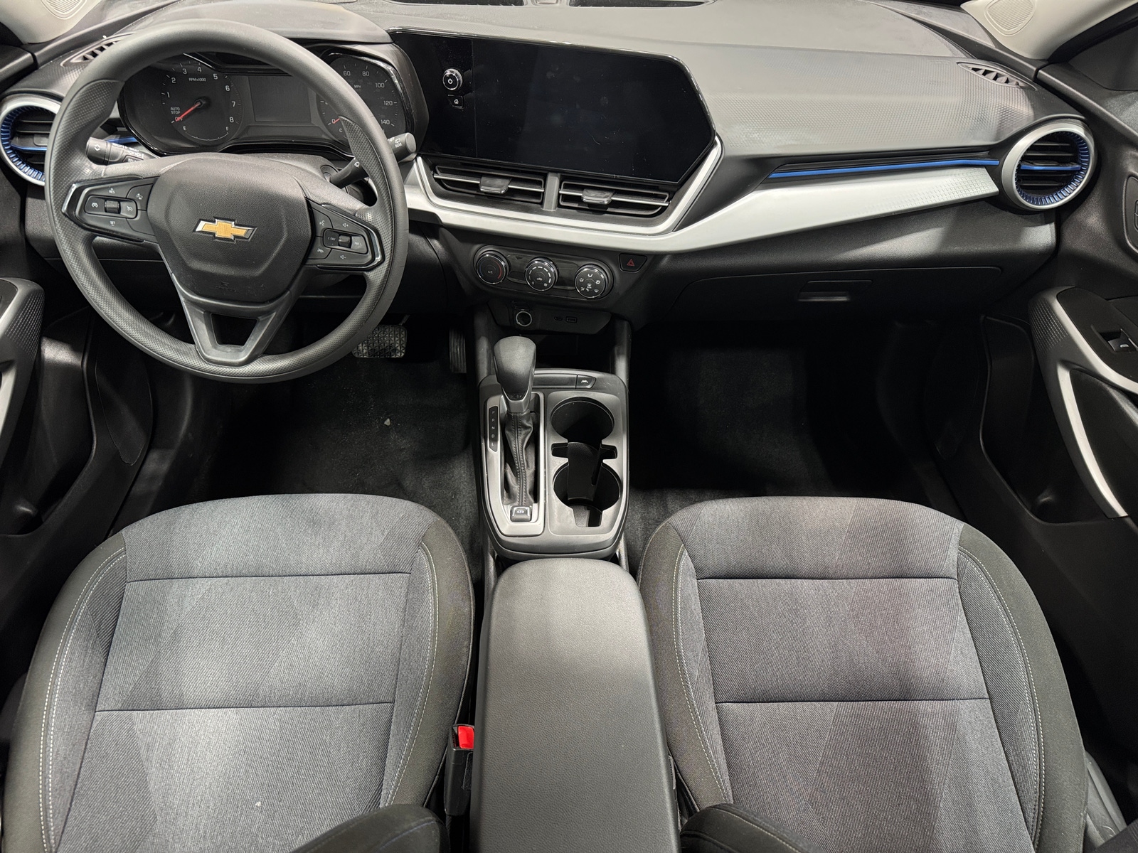 Thumbnail: 2024 Chevrolet Trax - 3