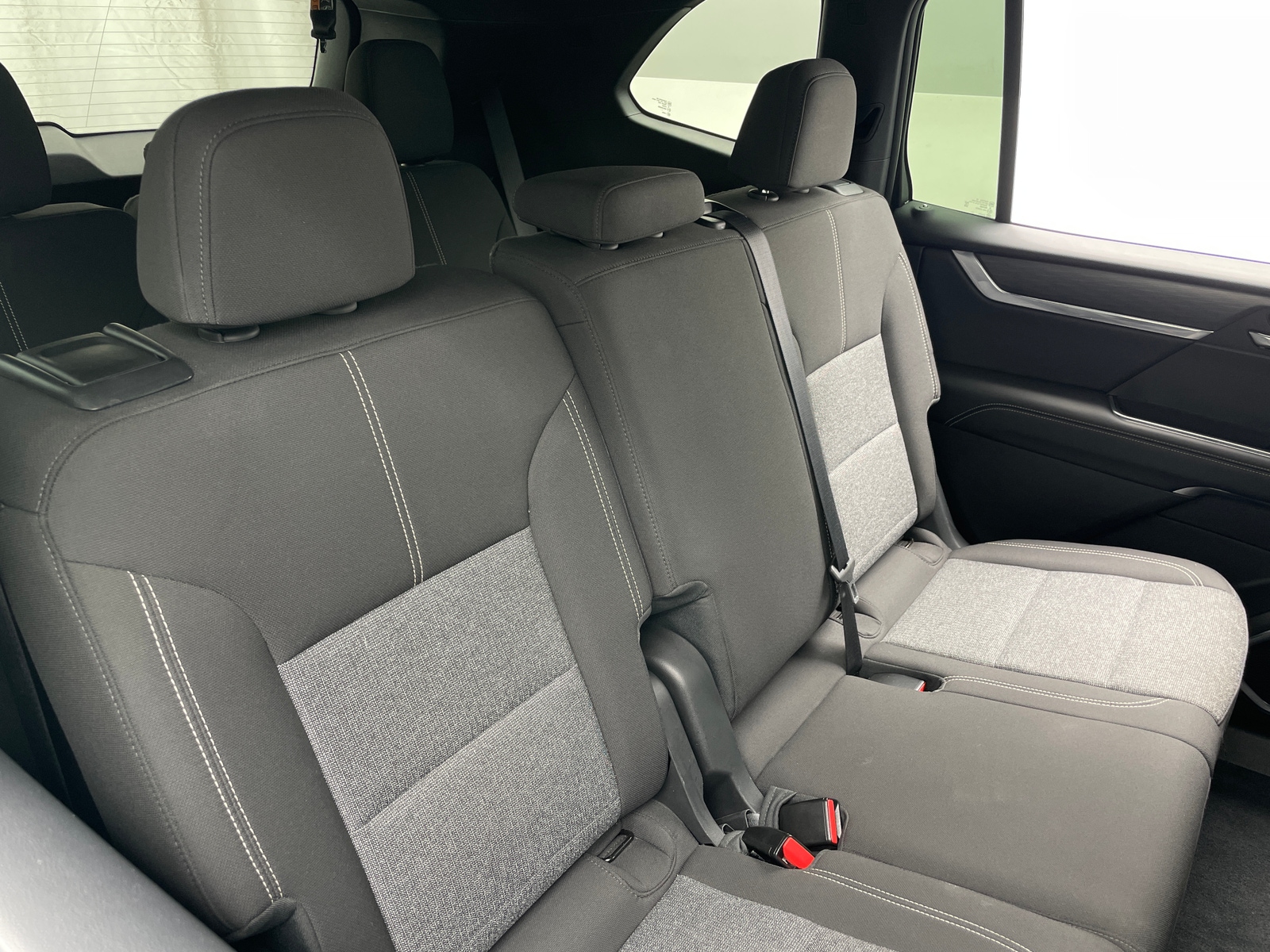 Thumbnail: 2025 GMC Acadia - 6