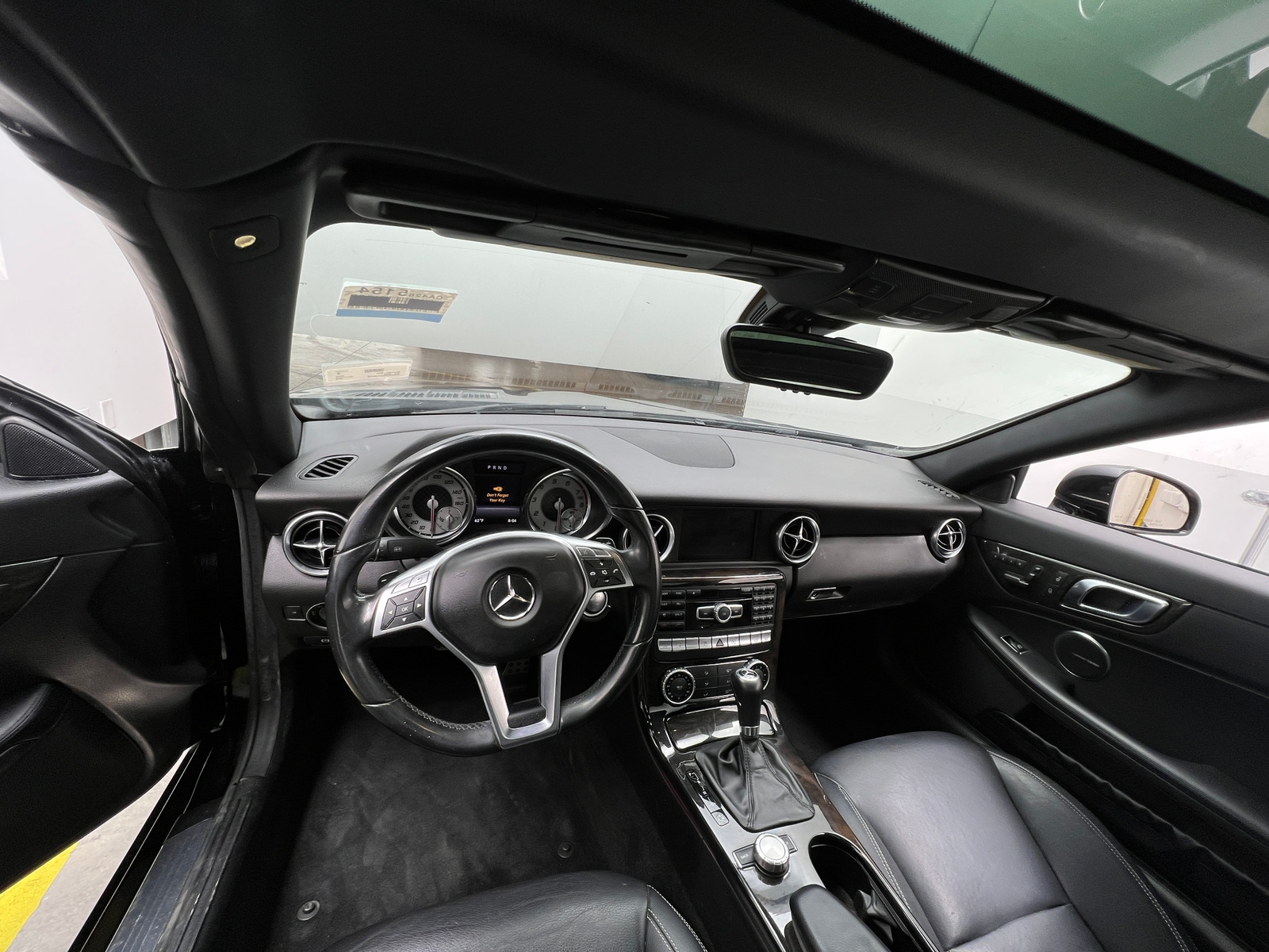 Thumbnail: 2015 Mercedes-Benz SLK - 2