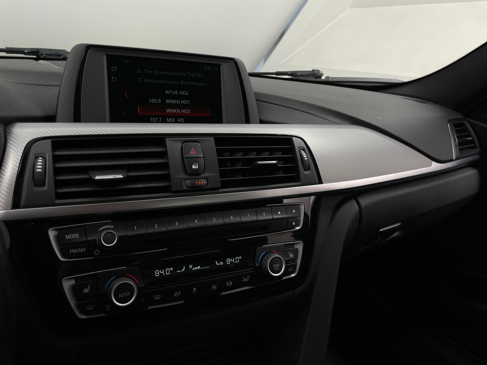 Thumbnail: 2018 BMW 3 Series - 3