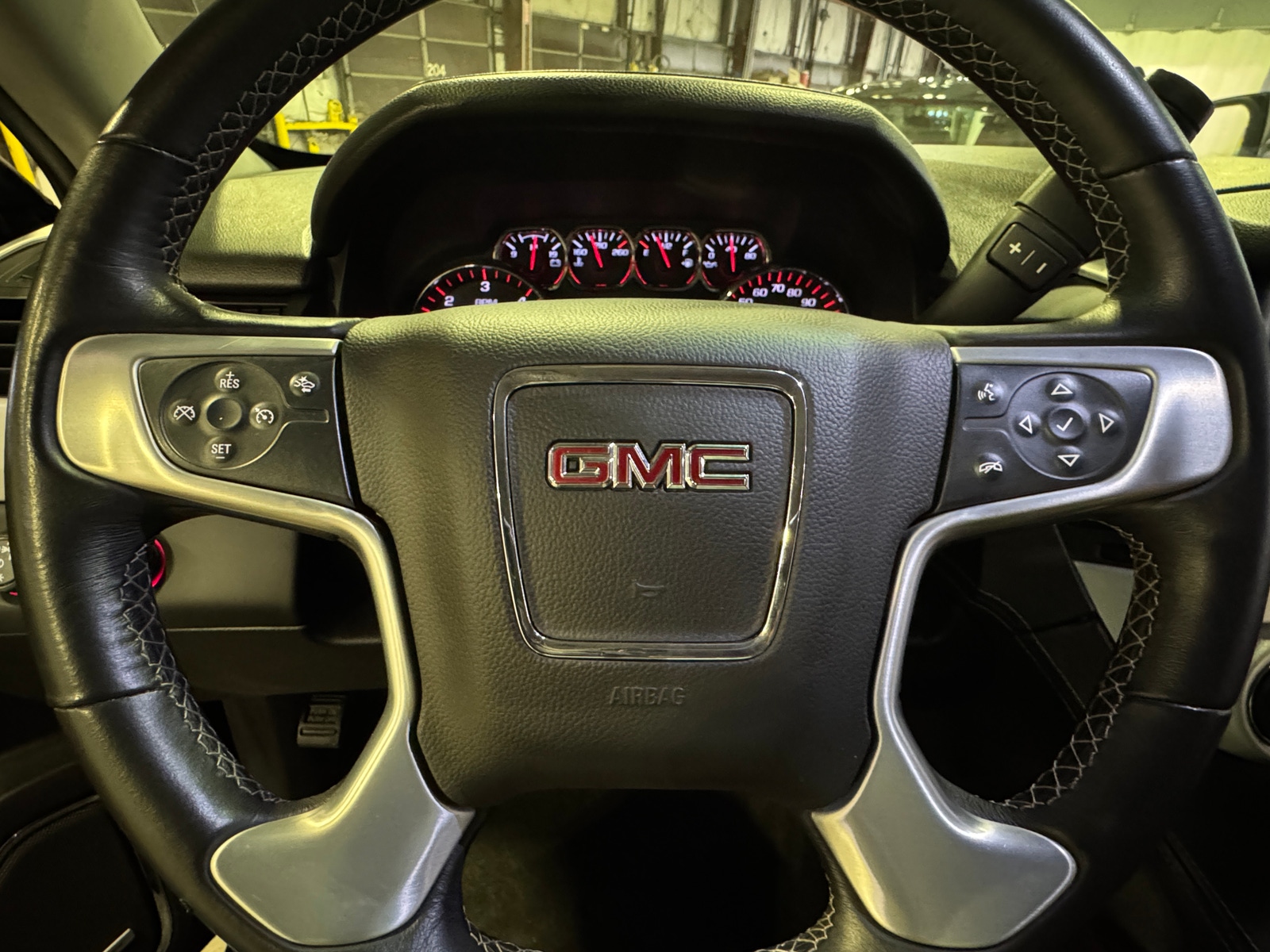 Thumbnail: 2015 GMC Yukon - 5