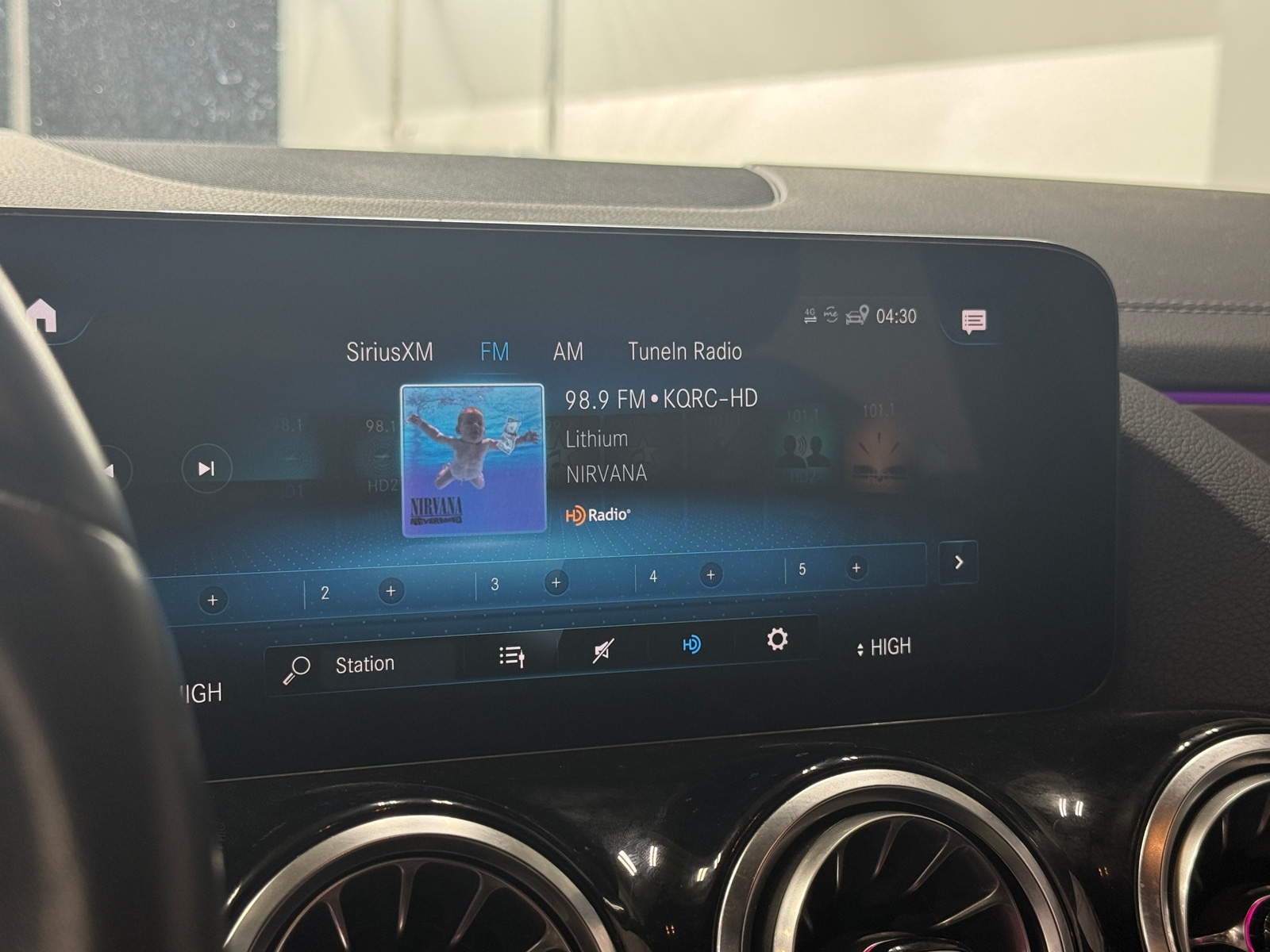 Thumbnail: 2023 Mercedes-Benz GLA - 3