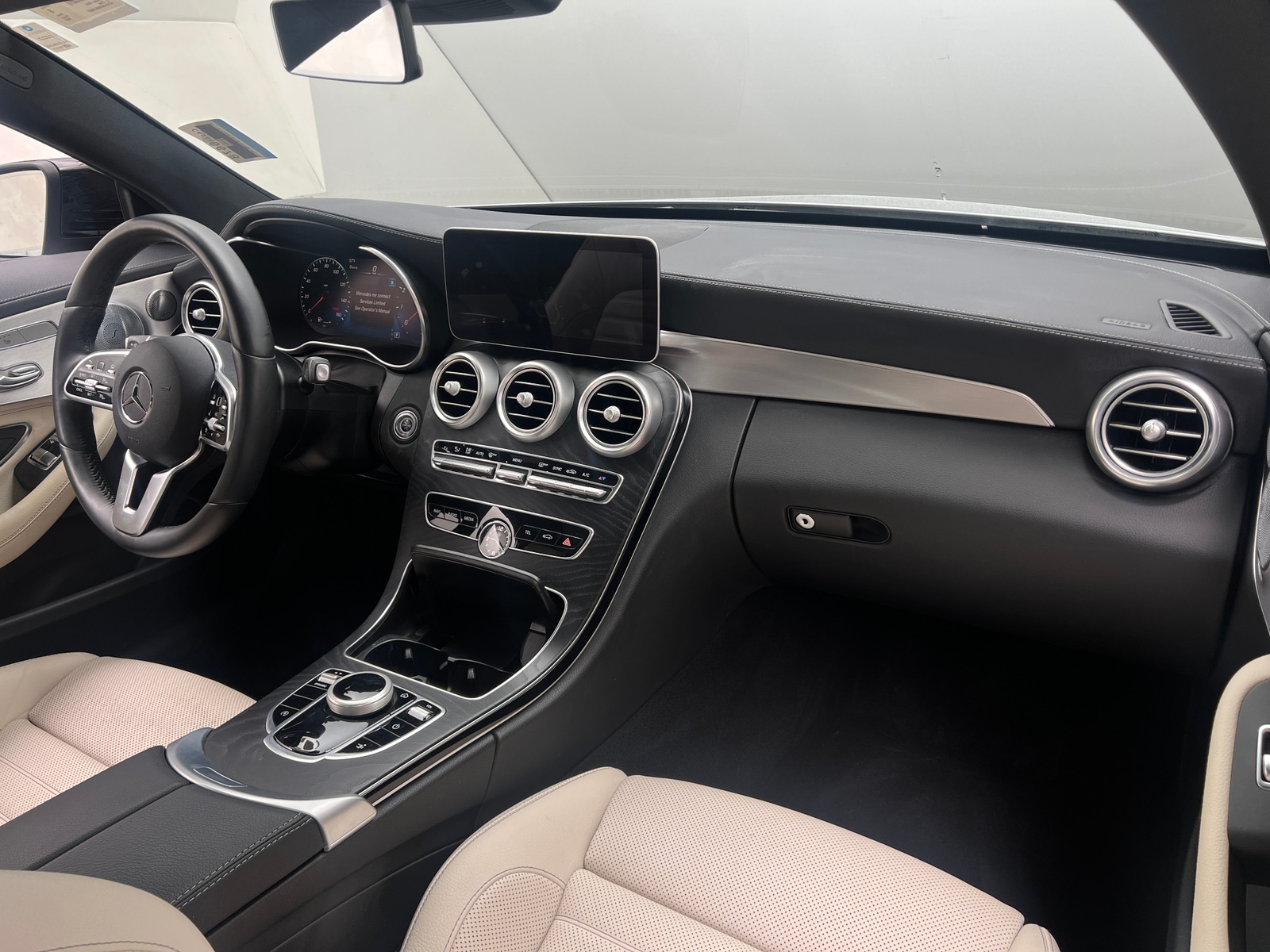 Thumbnail: 2022 Mercedes-Benz C-Class - 2