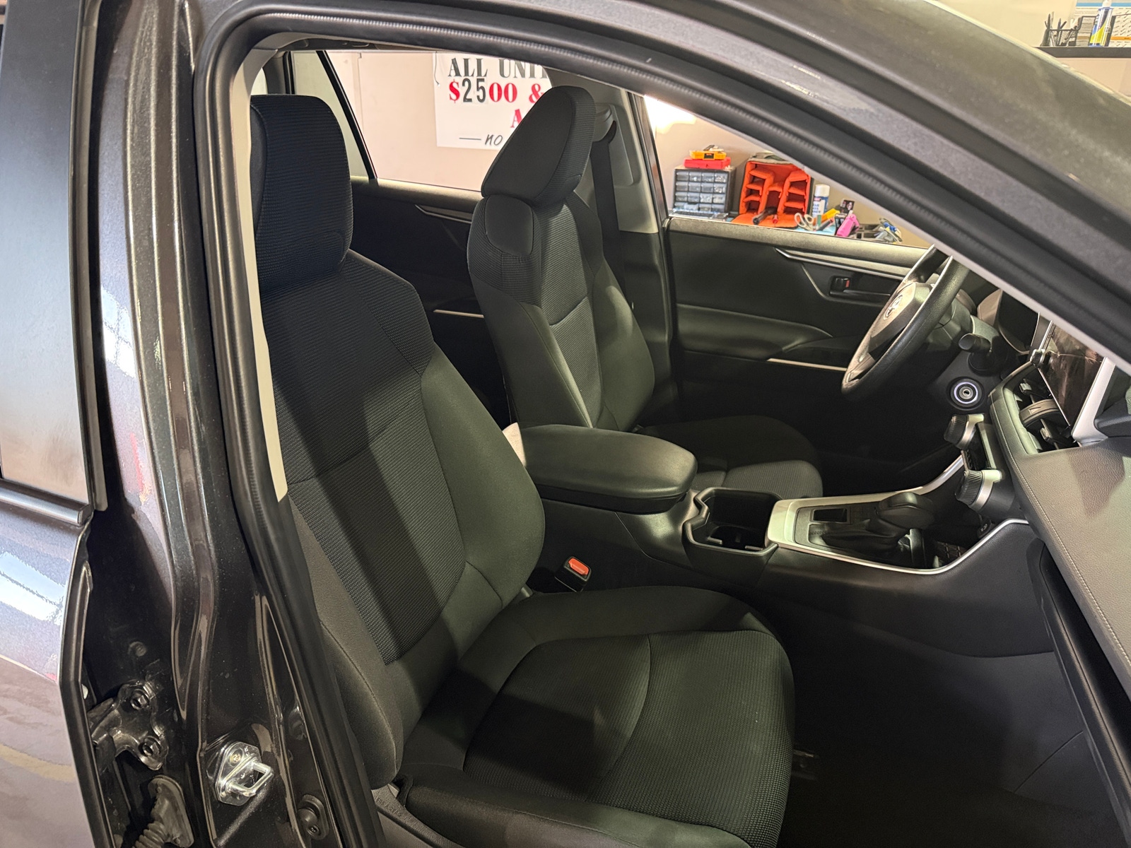 Thumbnail: 2025 Toyota RAV4 - 2