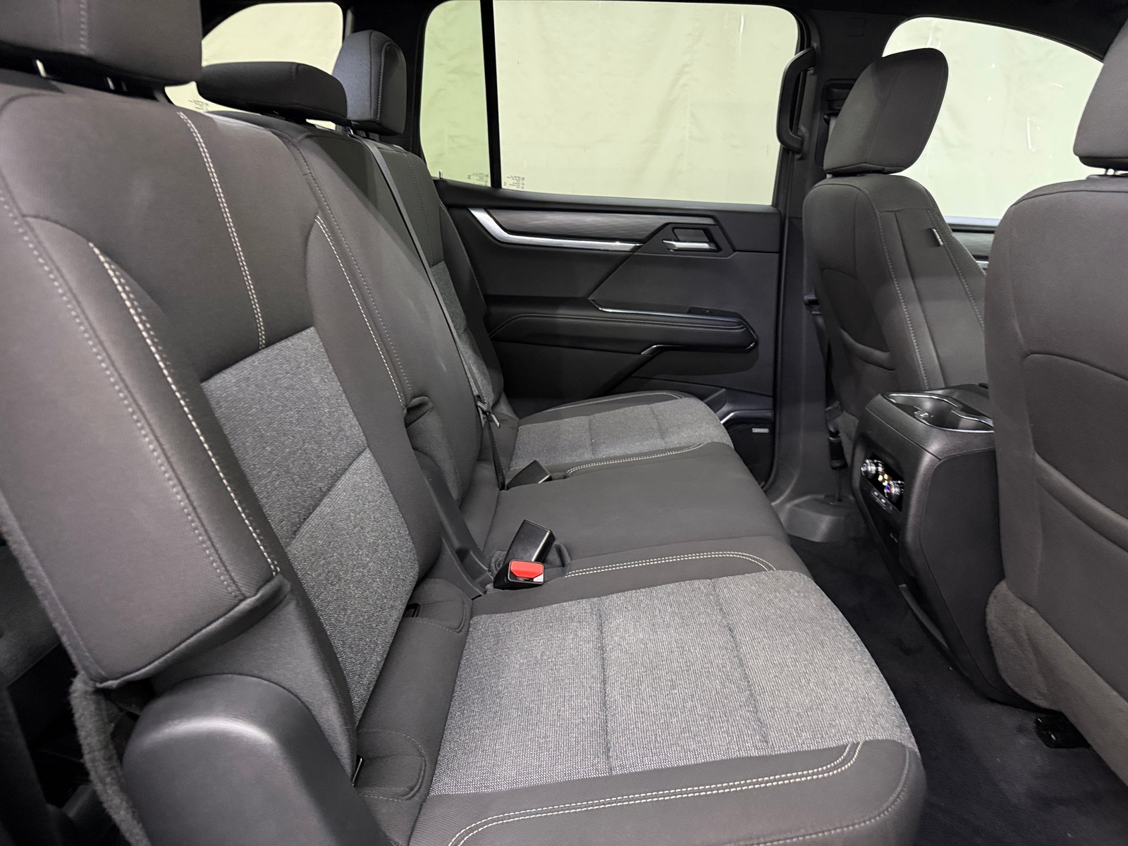 Thumbnail: 2025 GMC Acadia - 6