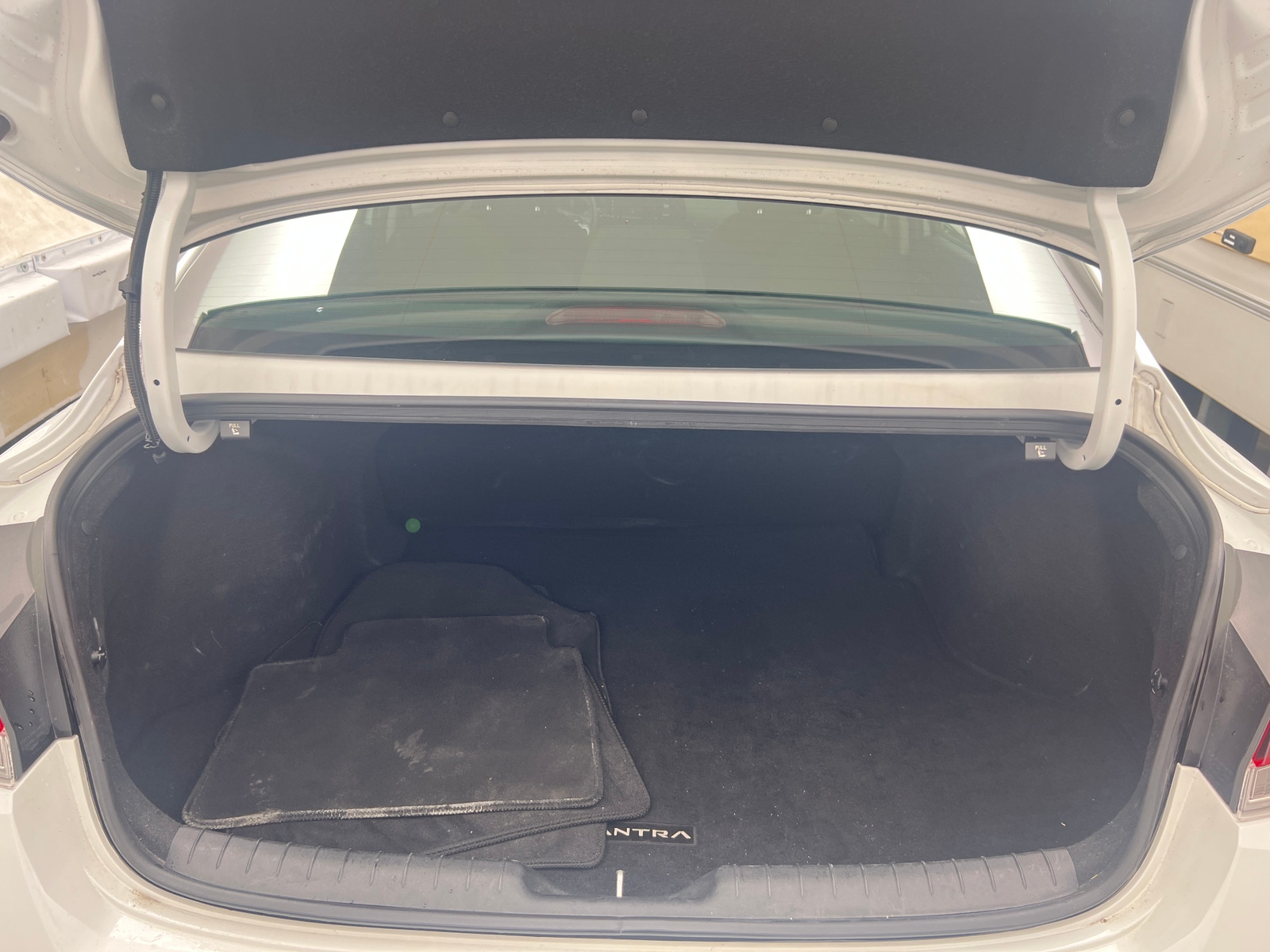 Thumbnail: 2024 Hyundai Elantra - 7