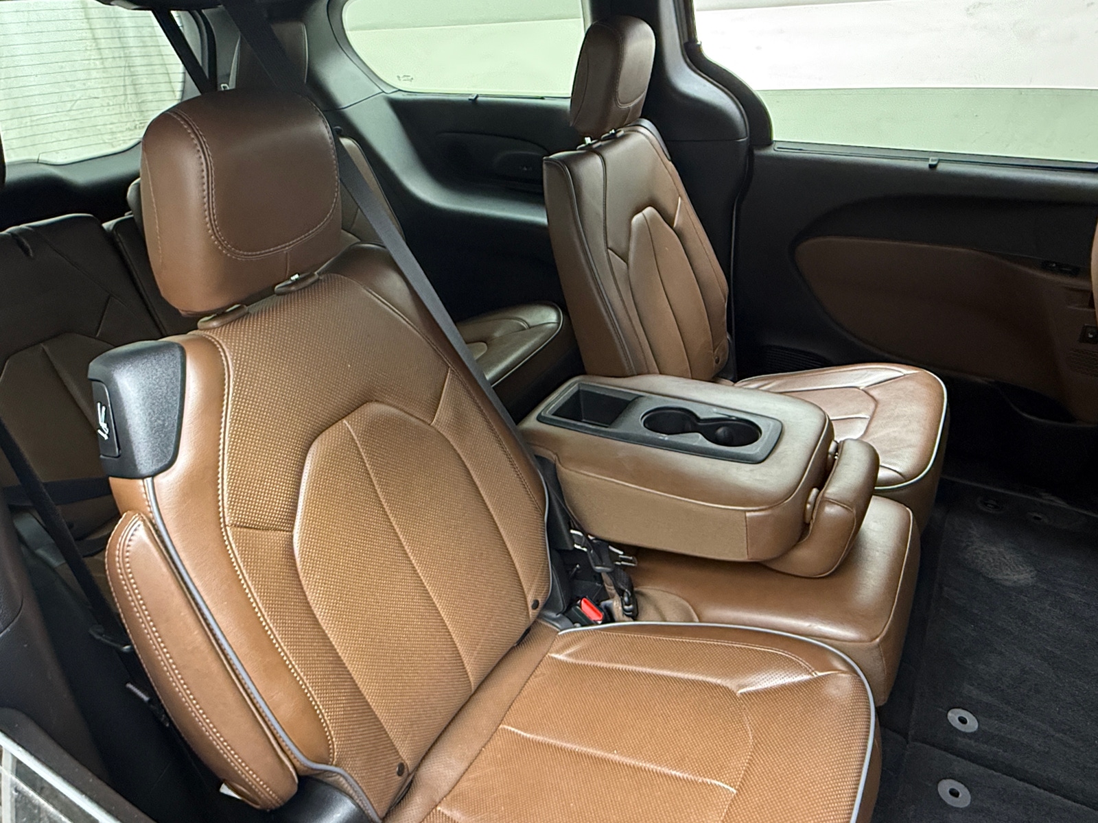 Thumbnail: 2020 Chrysler Pacifica - 5