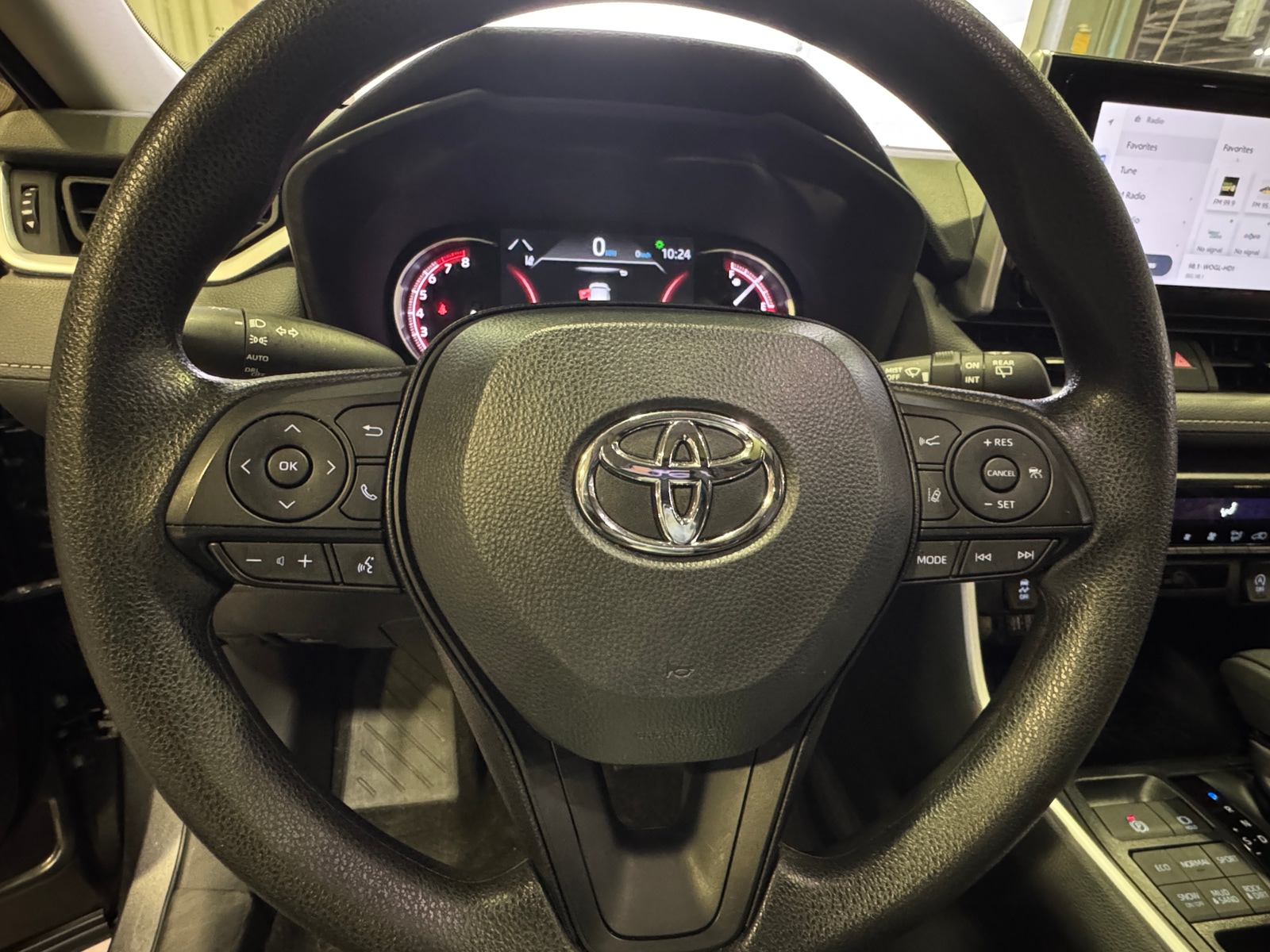 Thumbnail: 2025 Toyota RAV4 - 5