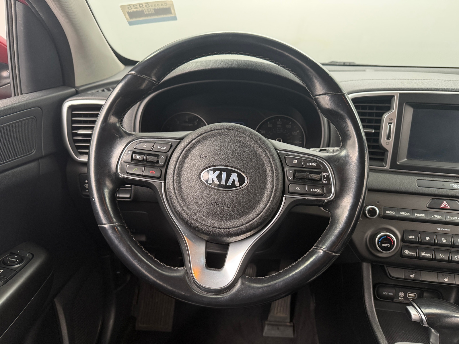 Thumbnail: 2017 Kia Sportage - 4