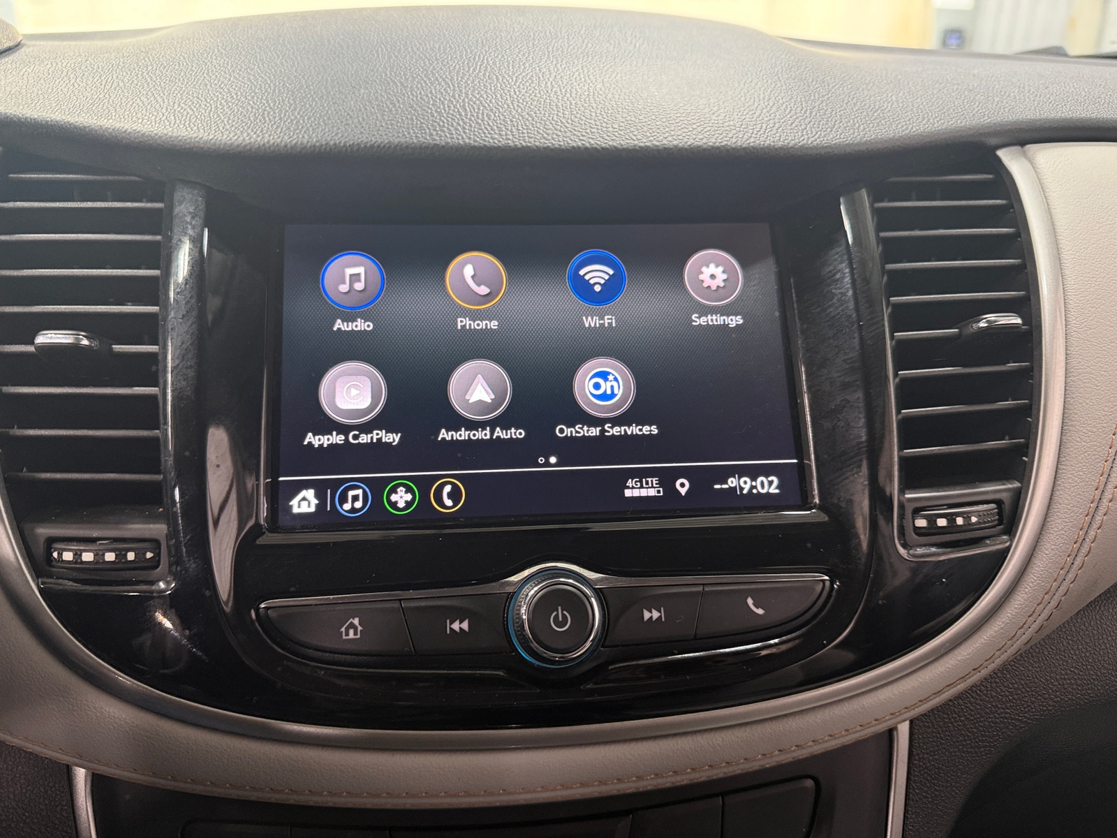 Thumbnail: 2022 Chevrolet Trax - 4