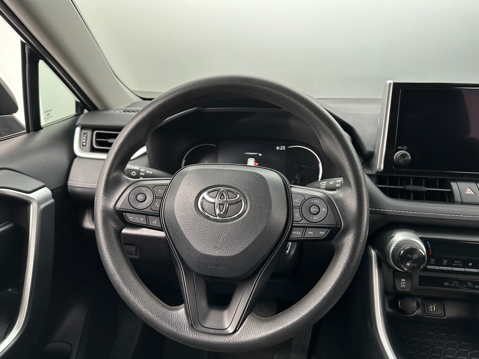 Thumbnail: 2025 Toyota RAV4 - 5