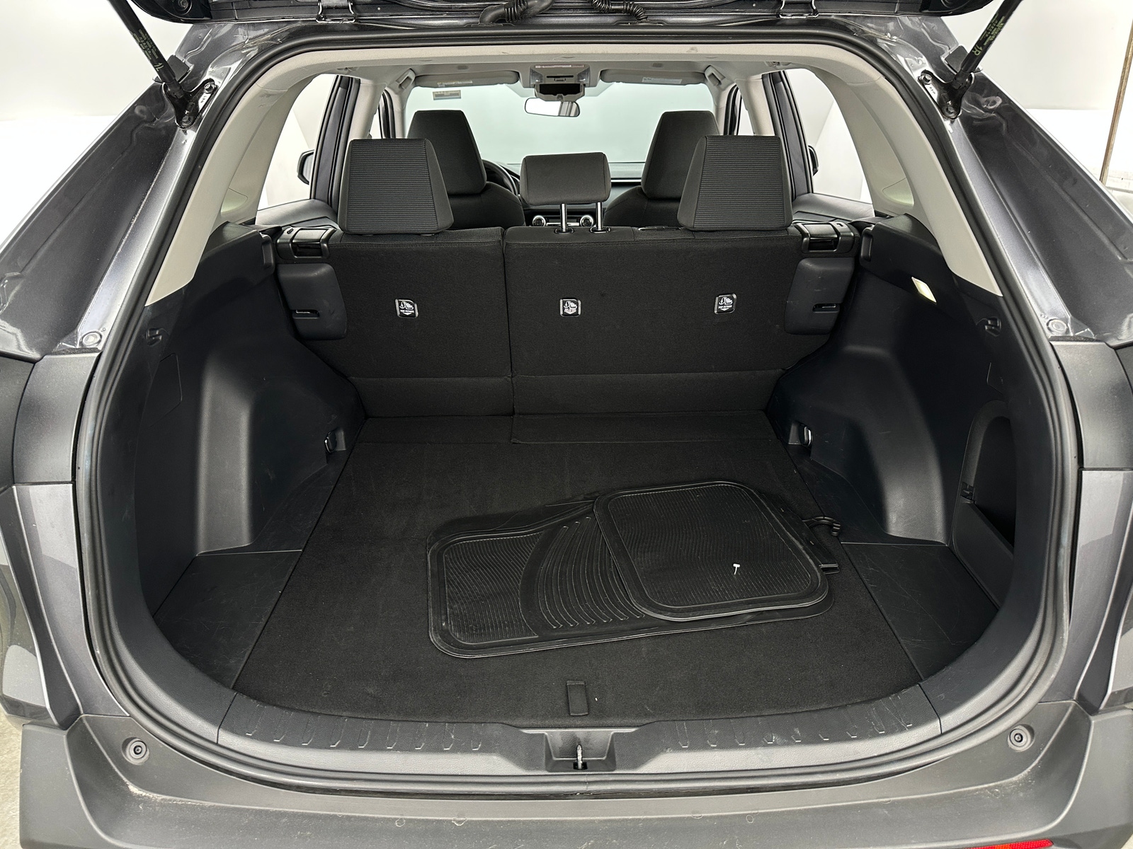 Thumbnail: 2025 Toyota RAV4 - 7