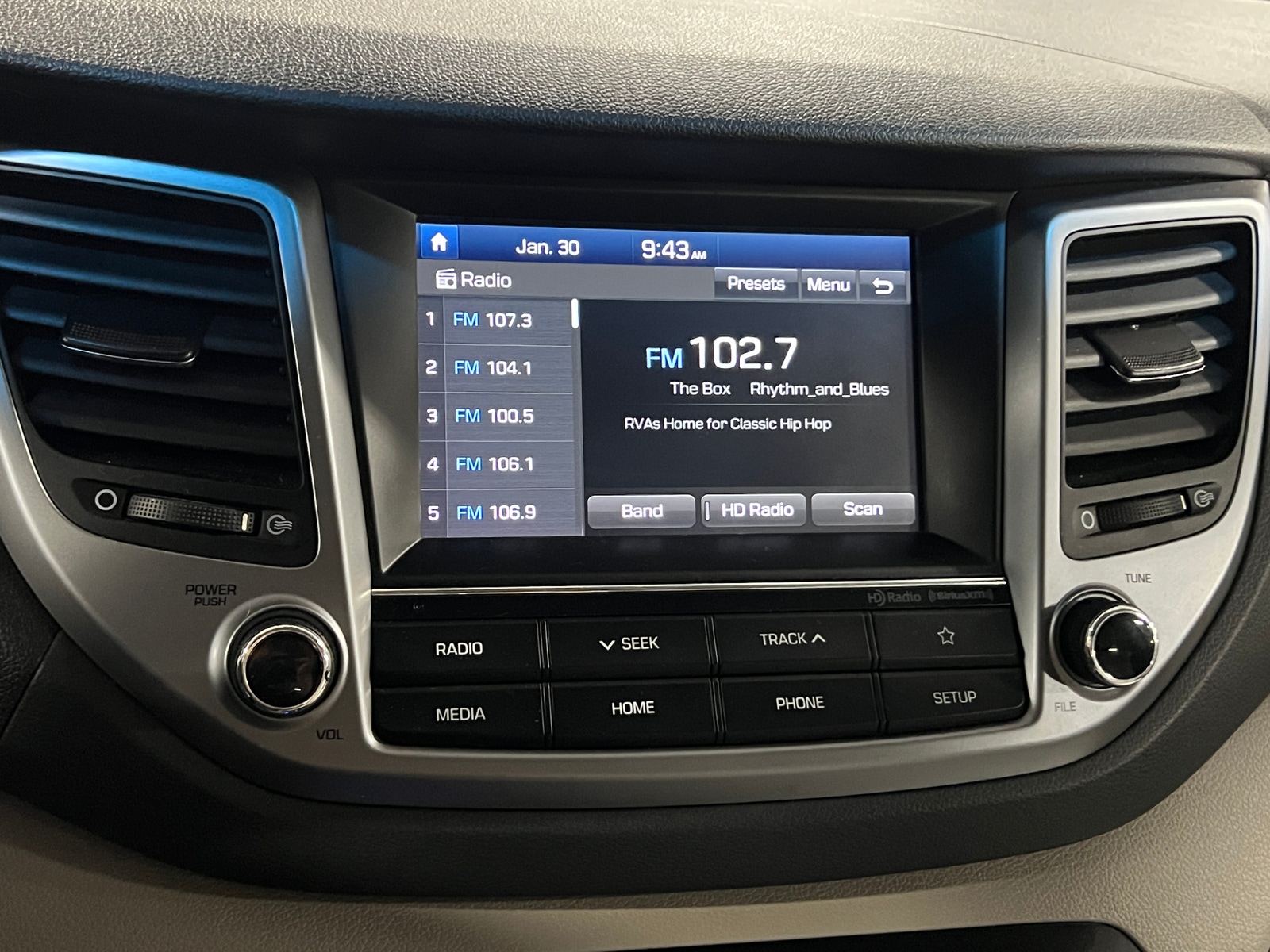 Thumbnail: 2018 Hyundai Tucson - 4