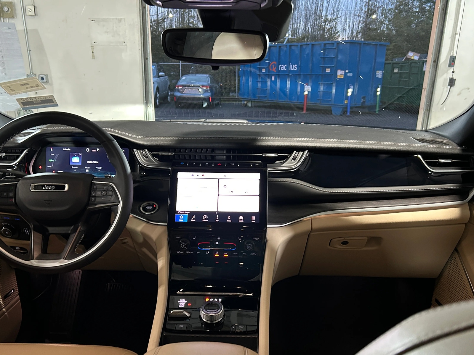 Thumbnail: 2024 Jeep Grand Cherokee - 2