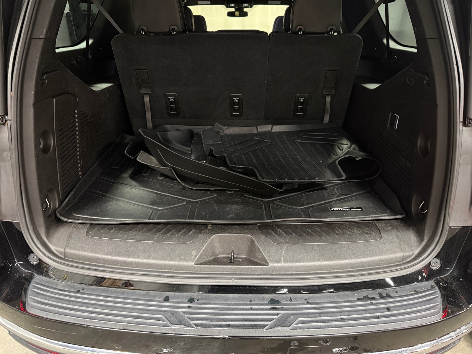 Thumbnail: 2021 GMC Yukon XL - 6