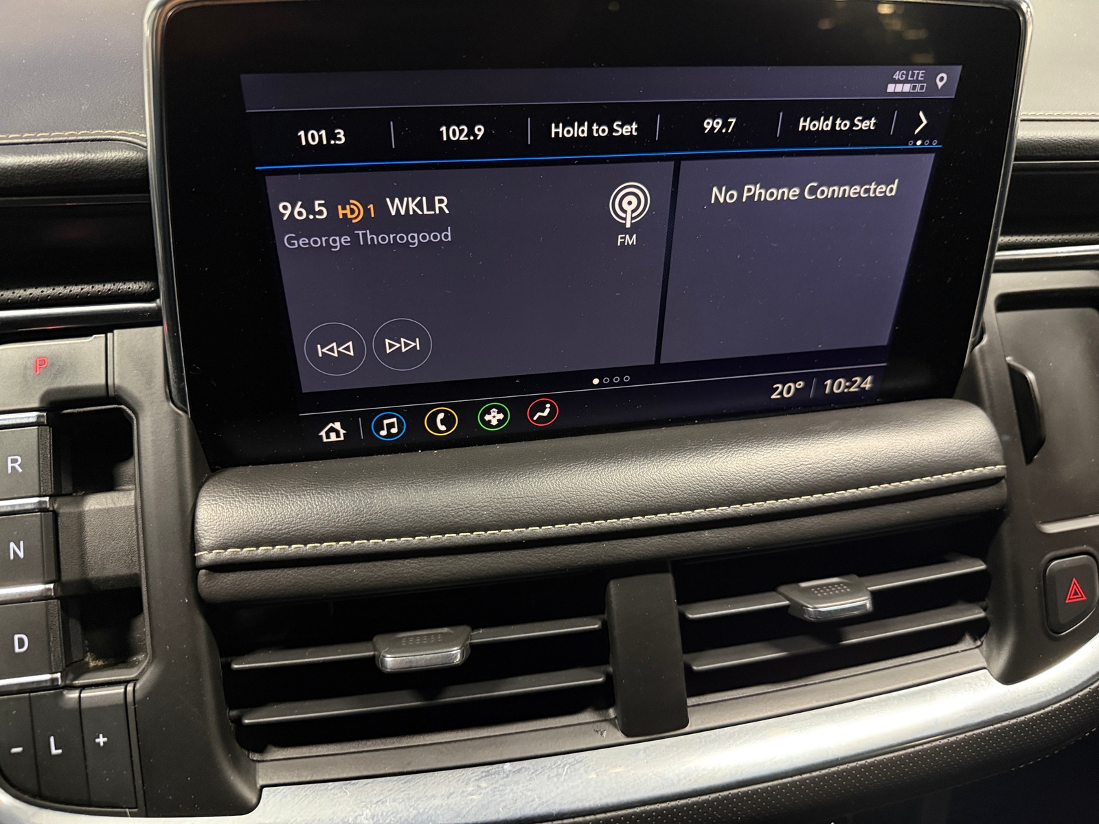 Thumbnail: 2021 GMC Yukon XL - 3