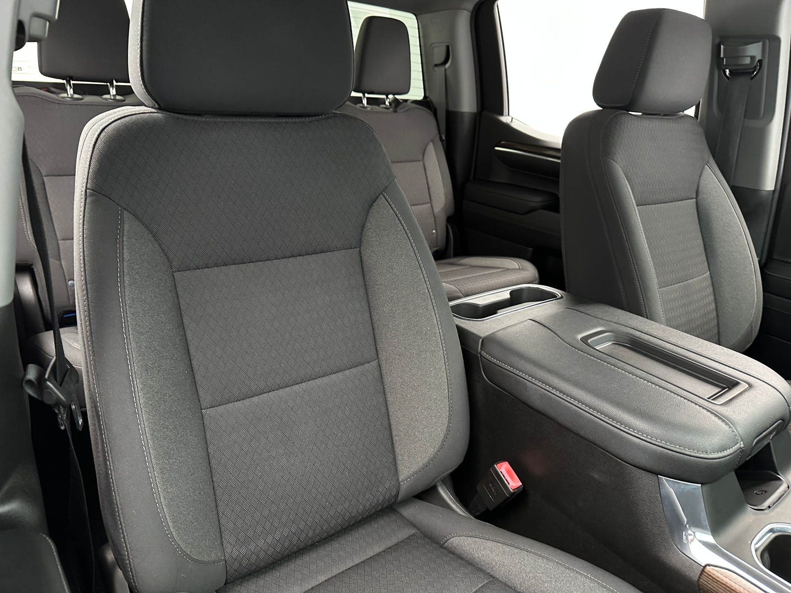 Thumbnail: 2022 Chevrolet Silverado 1500 - 2