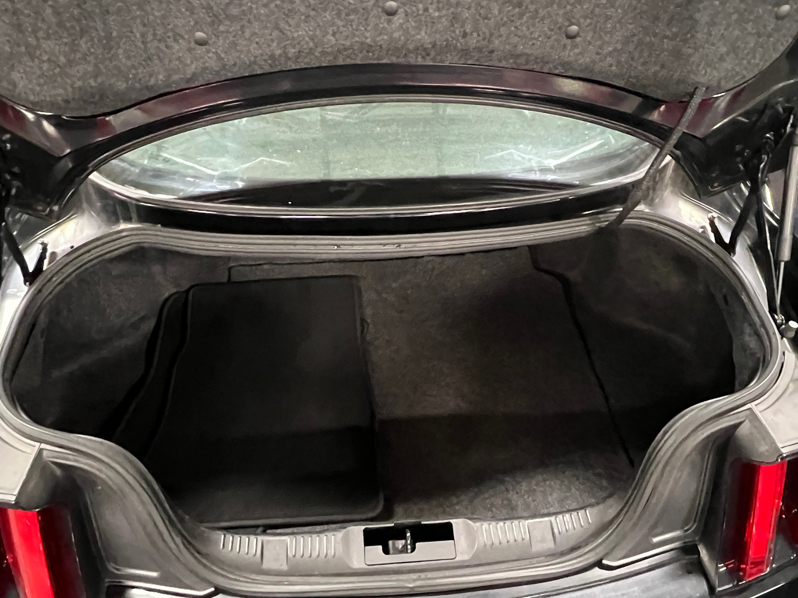 Thumbnail: 2017 Ford Mustang - 5