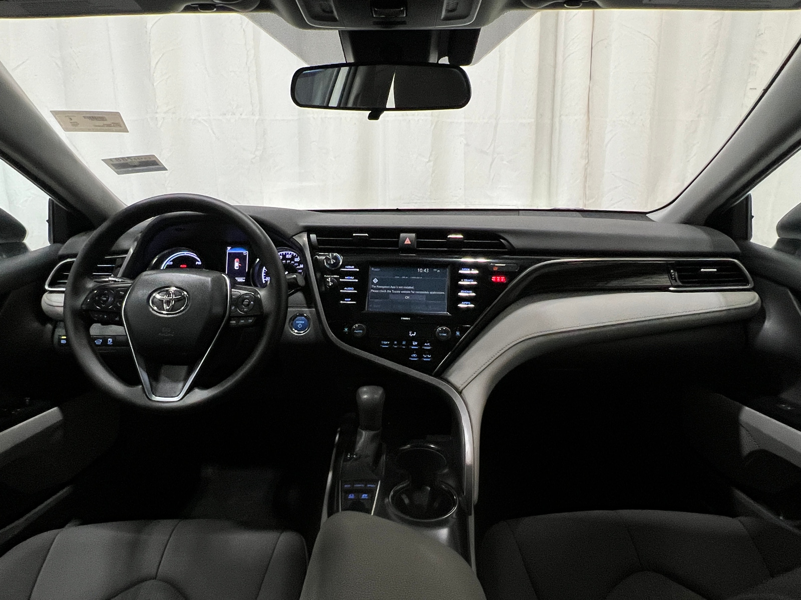 Thumbnail: 2020 Toyota Camry - 3