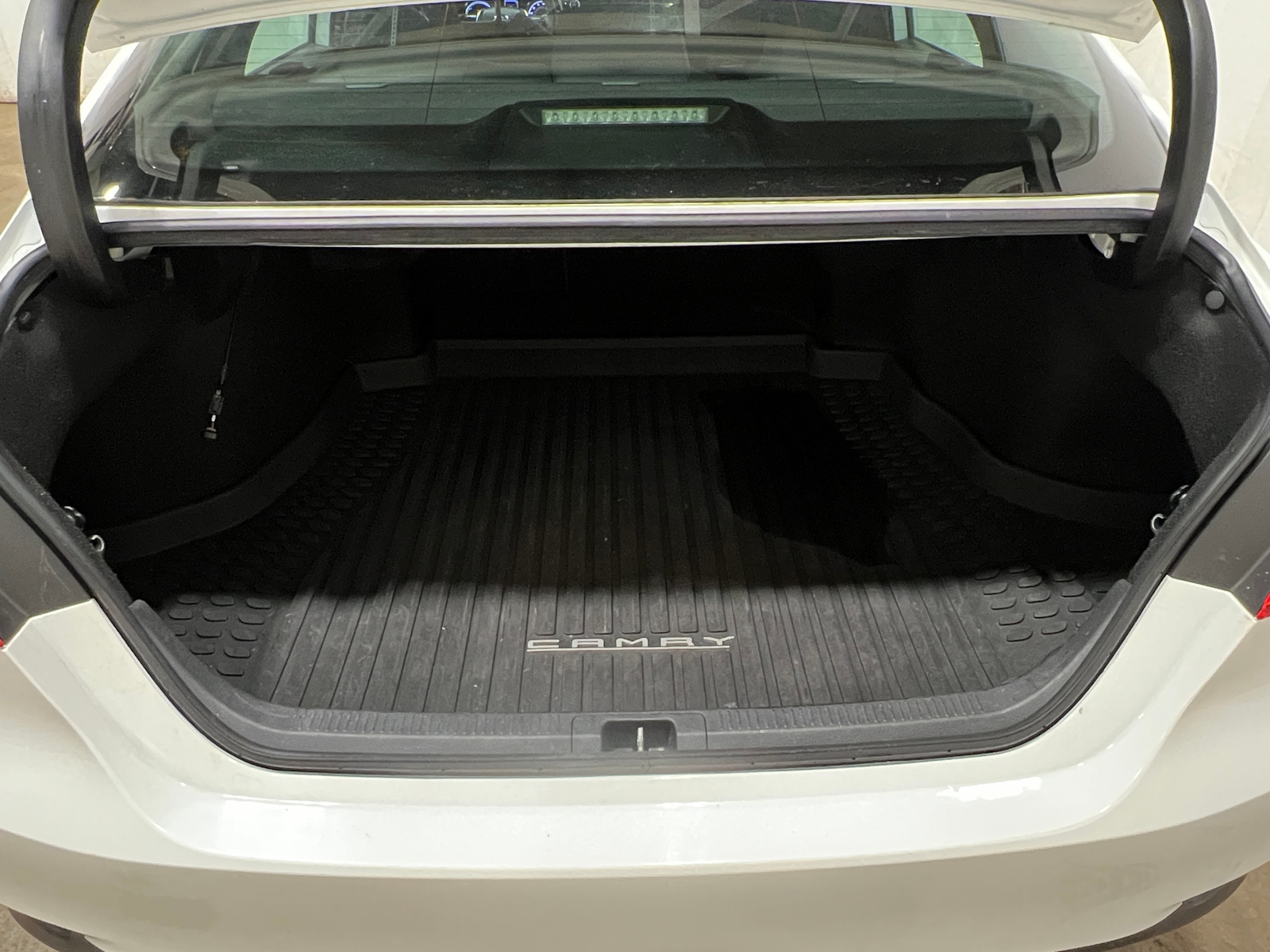 Thumbnail: 2020 Toyota Camry - 7