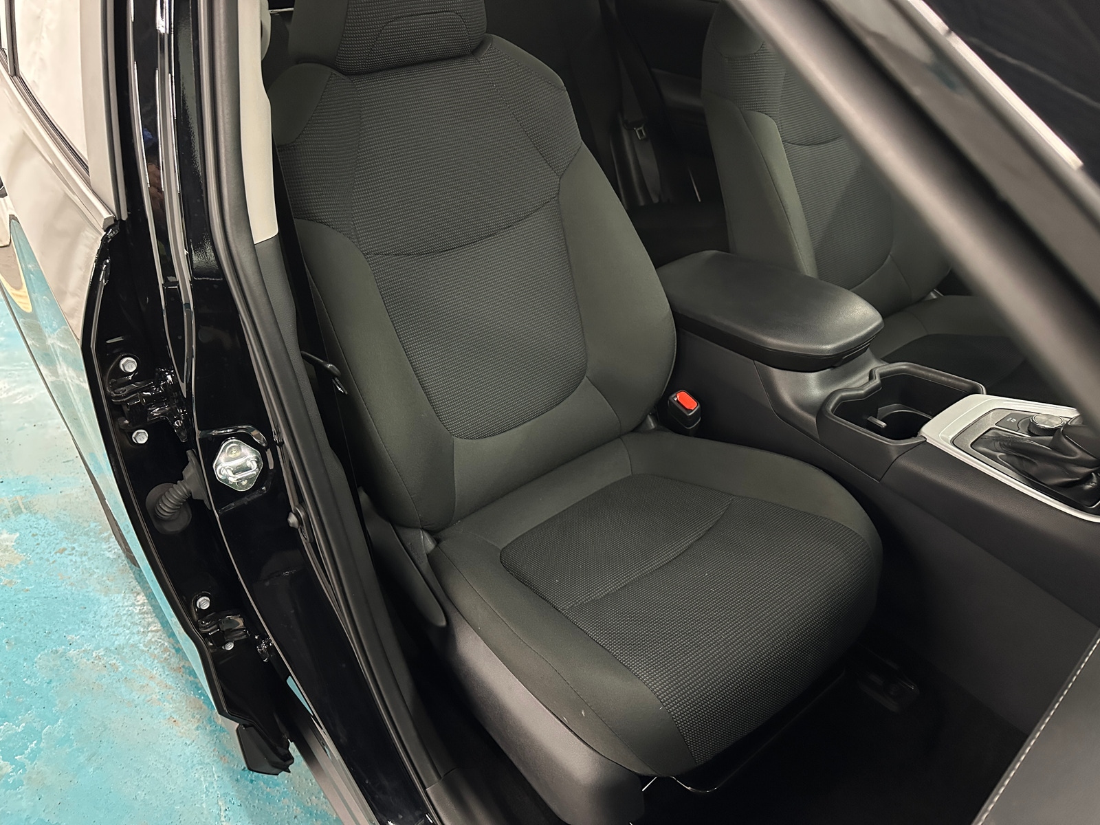 Thumbnail: 2025 Toyota RAV4 - 2