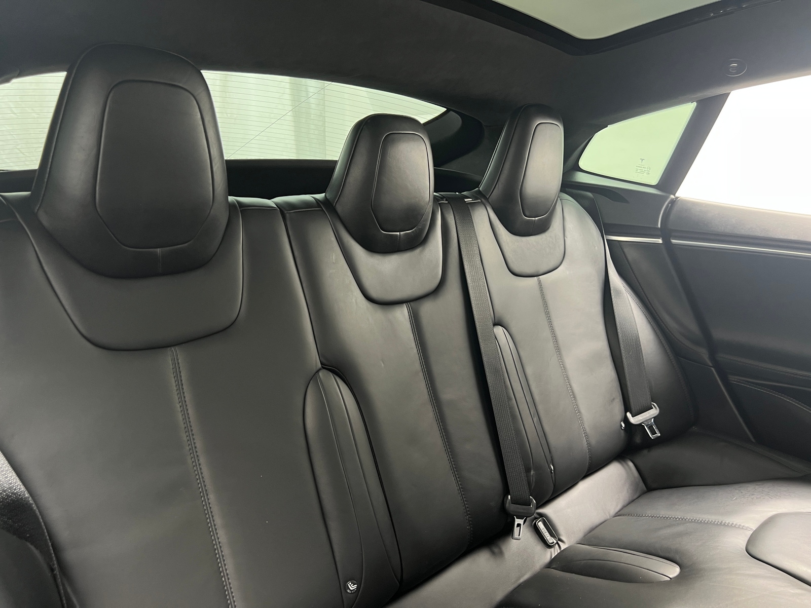 Thumbnail: 2016 Tesla Model S - 5