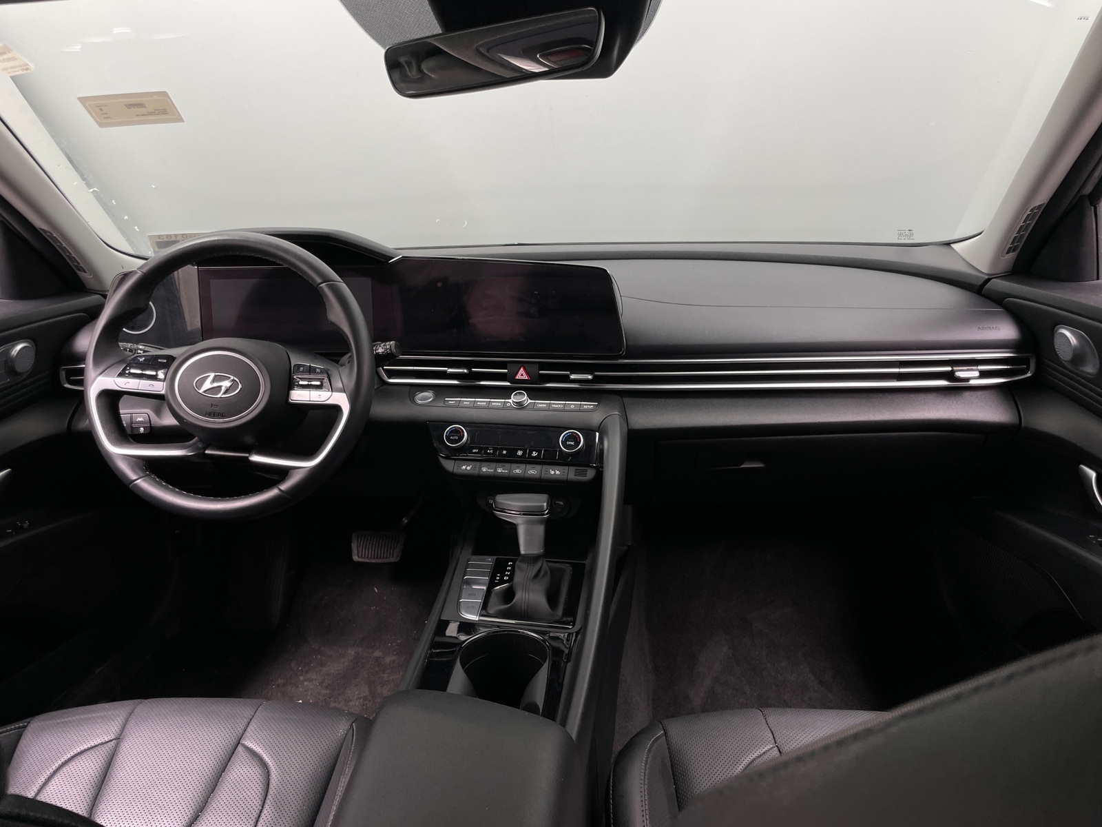 Thumbnail: 2023 Hyundai Elantra - 2