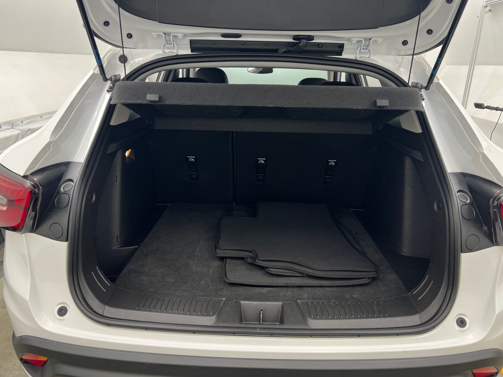 Thumbnail: 2025 Chevrolet Trax - 7