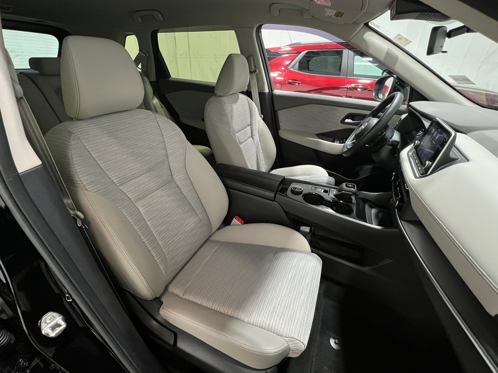 Thumbnail: 2023 Nissan Rogue - 2