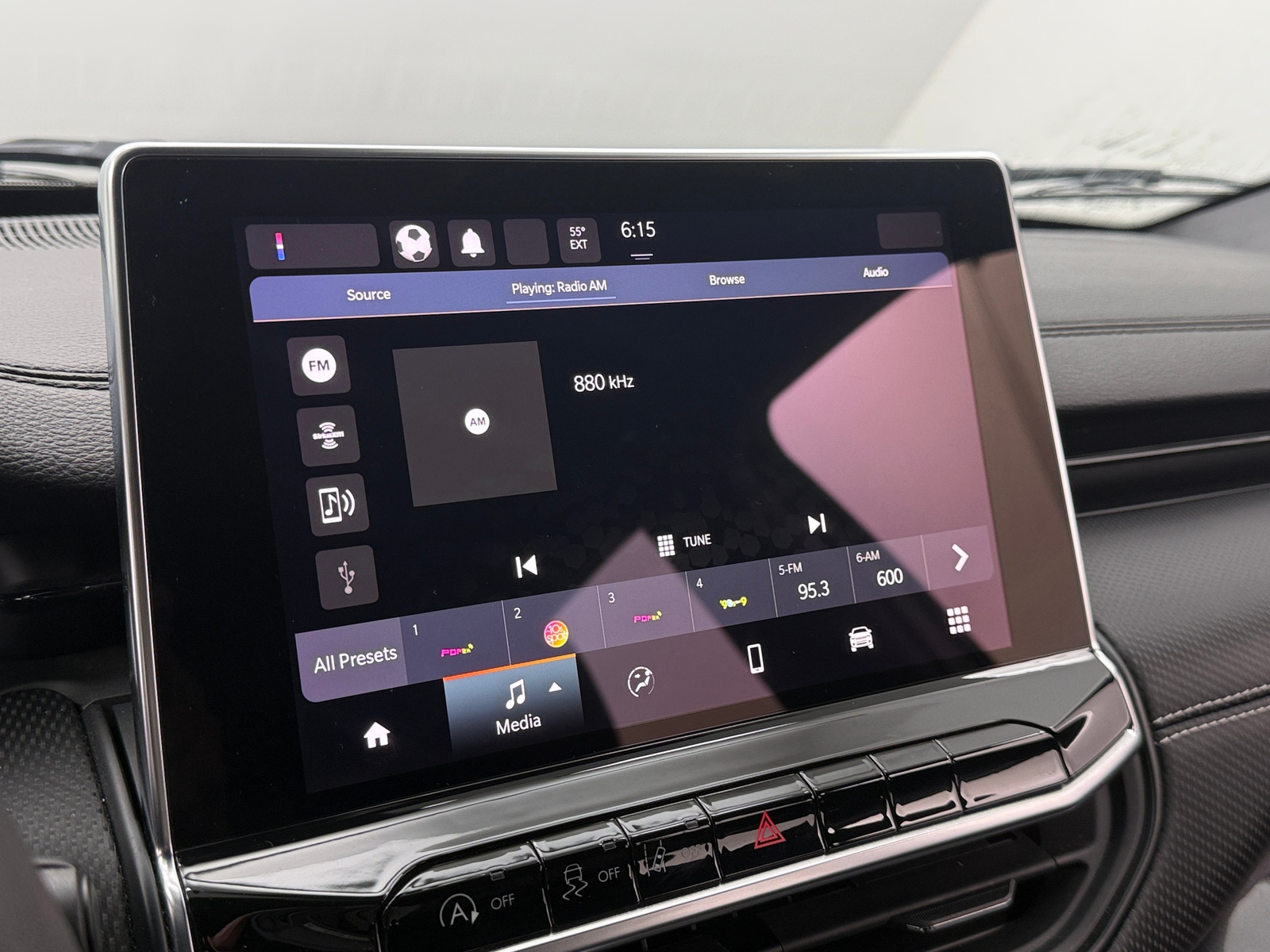 Thumbnail: 2023 Jeep Compass - 4