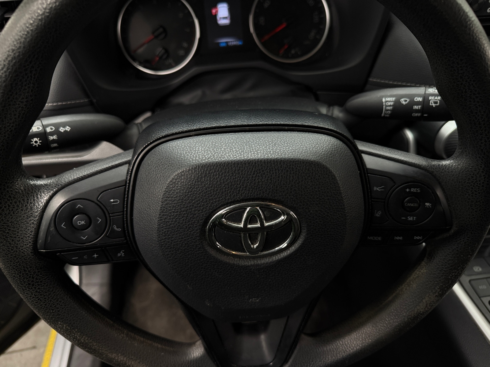 Thumbnail: 2021 Toyota RAV4 - 5