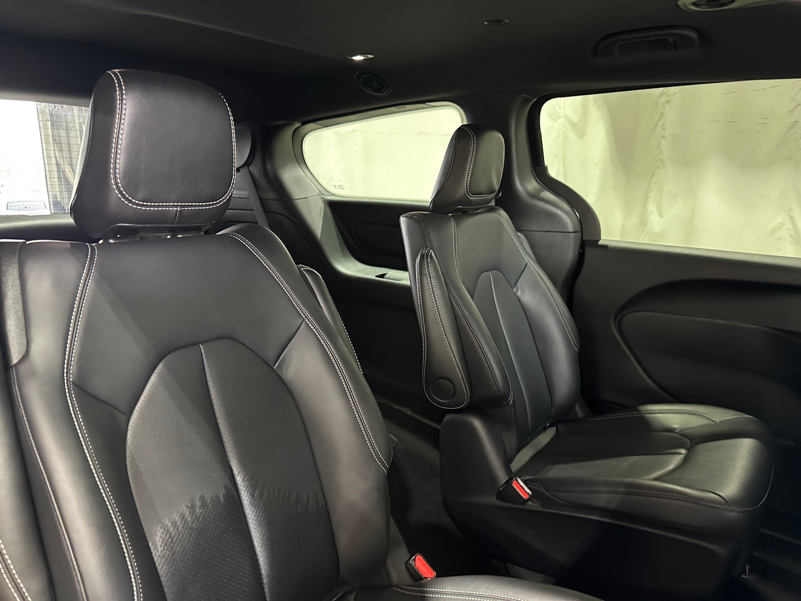 Thumbnail: 2025 Chrysler Pacifica - 5