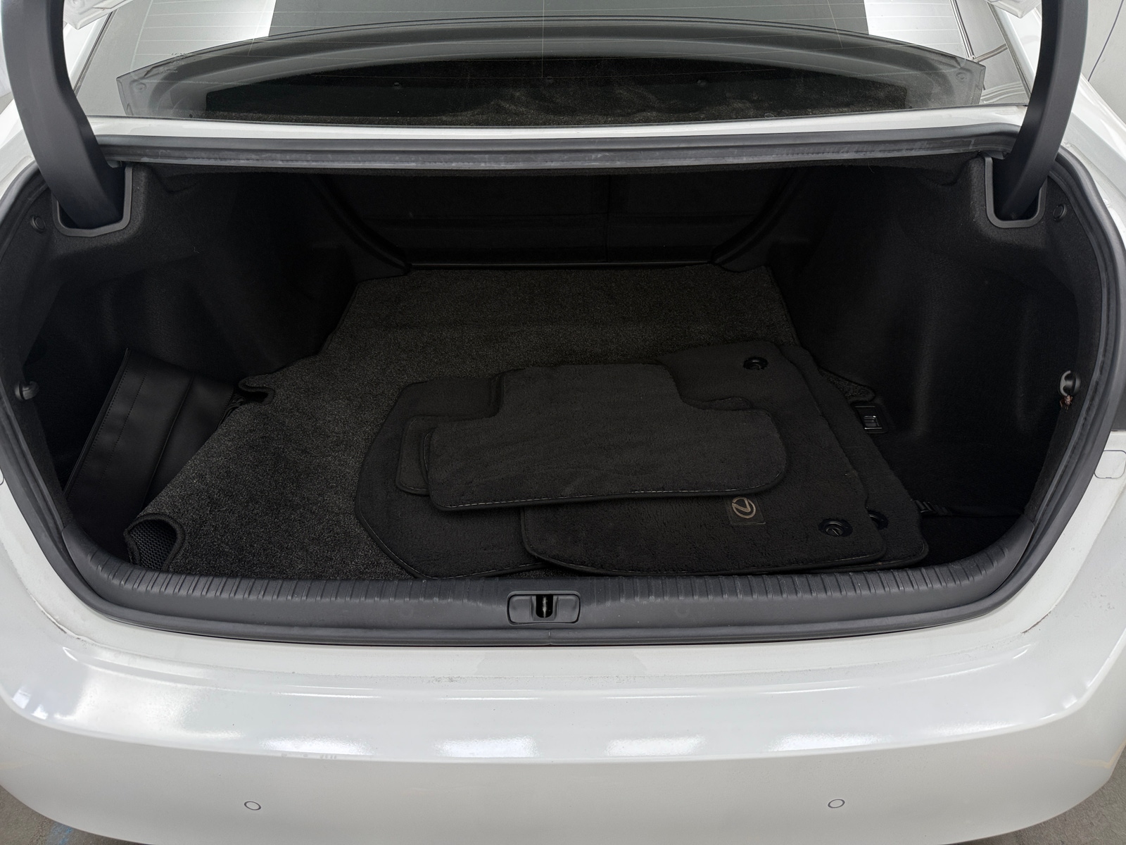 Thumbnail: 2021 Lexus RC - 5