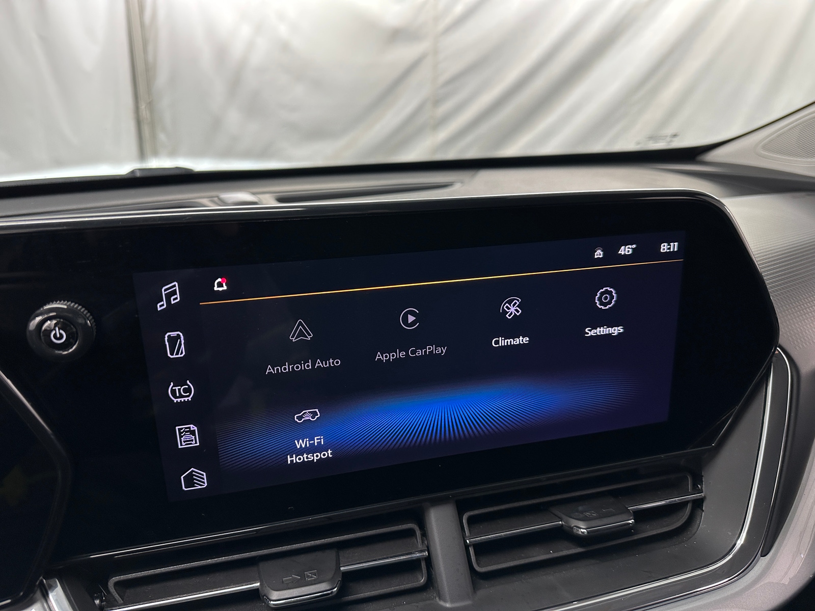 Thumbnail: 2025 Chevrolet Trax - 4