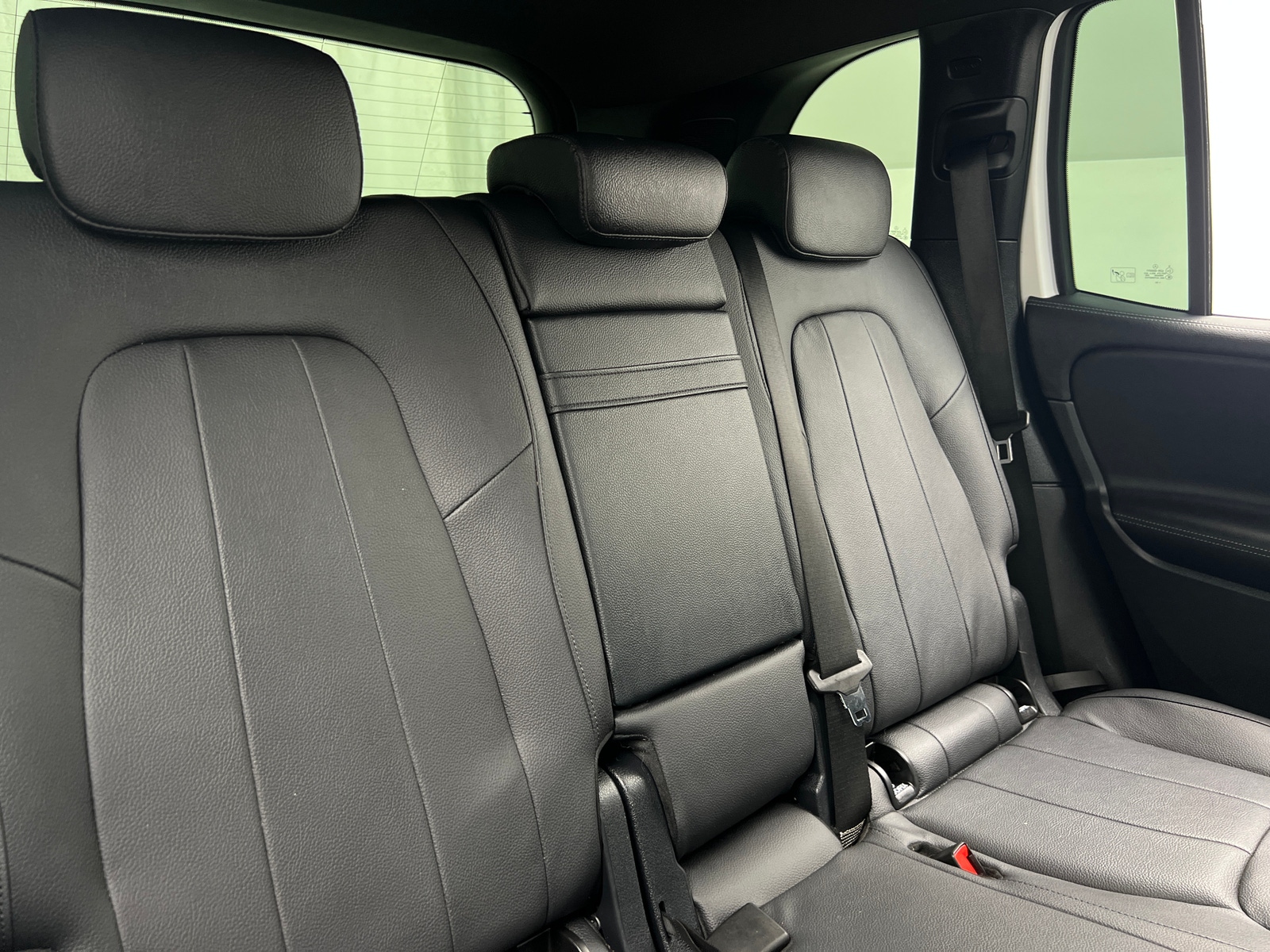 Thumbnail: 2022 Mercedes-Benz GLB - 5