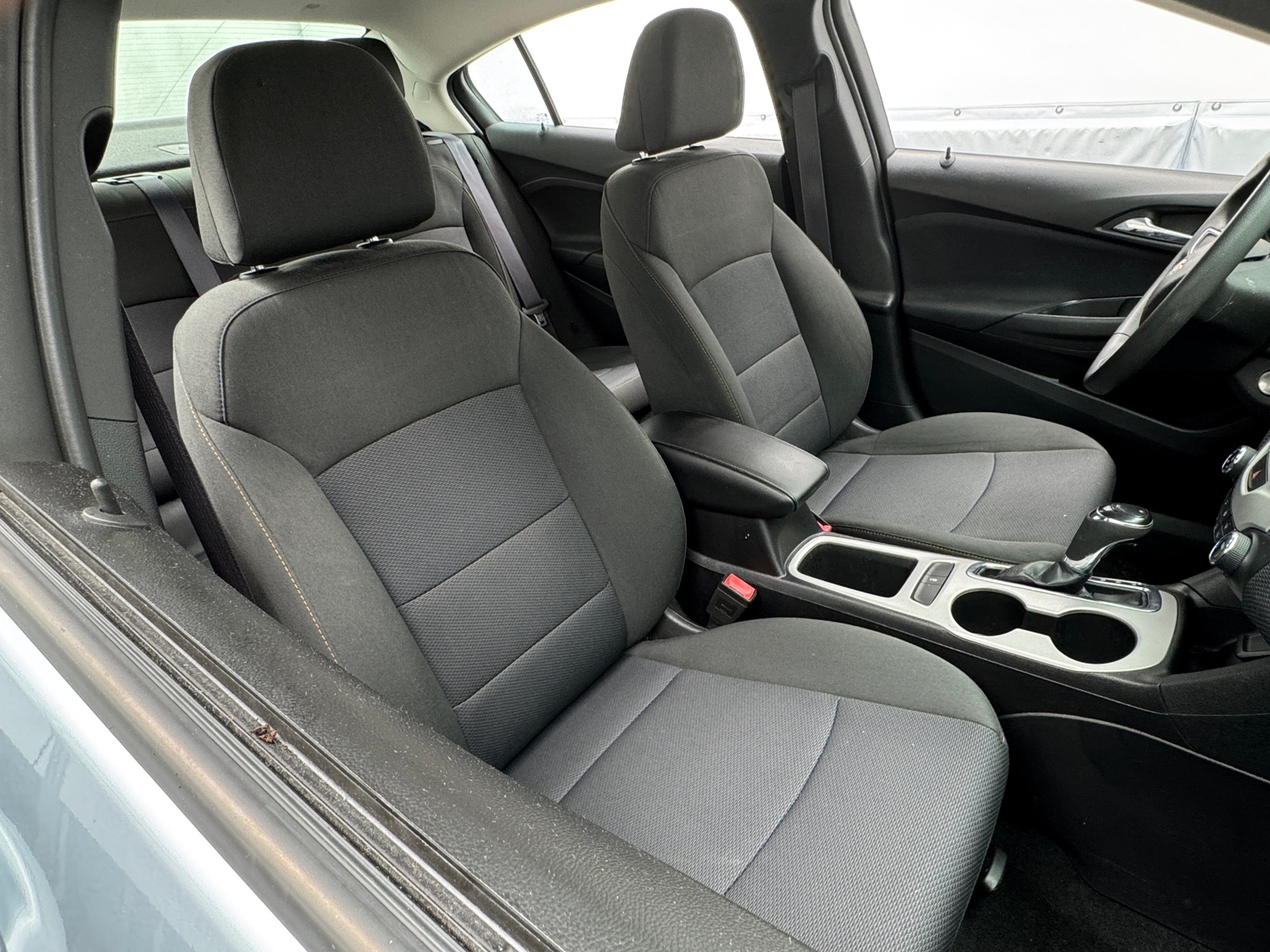 Thumbnail: 2017 Chevrolet Cruze - 2