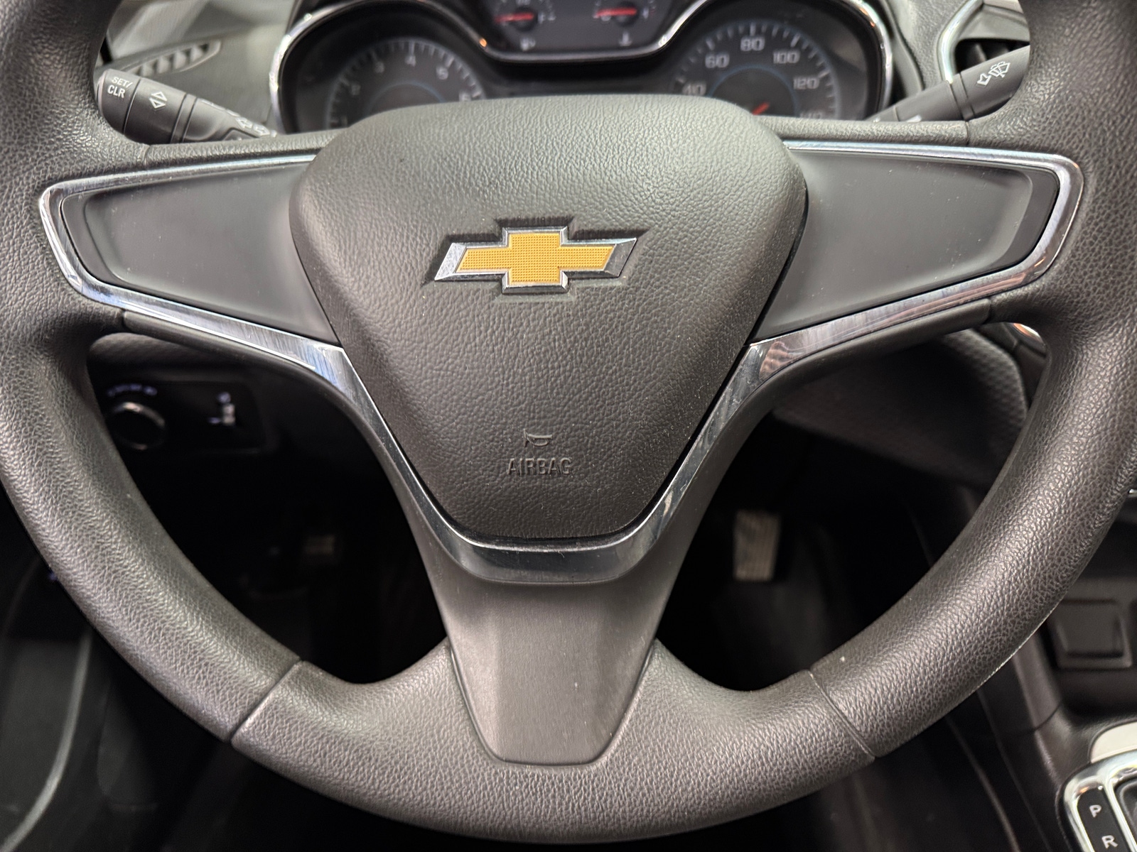 Thumbnail: 2017 Chevrolet Cruze - 5