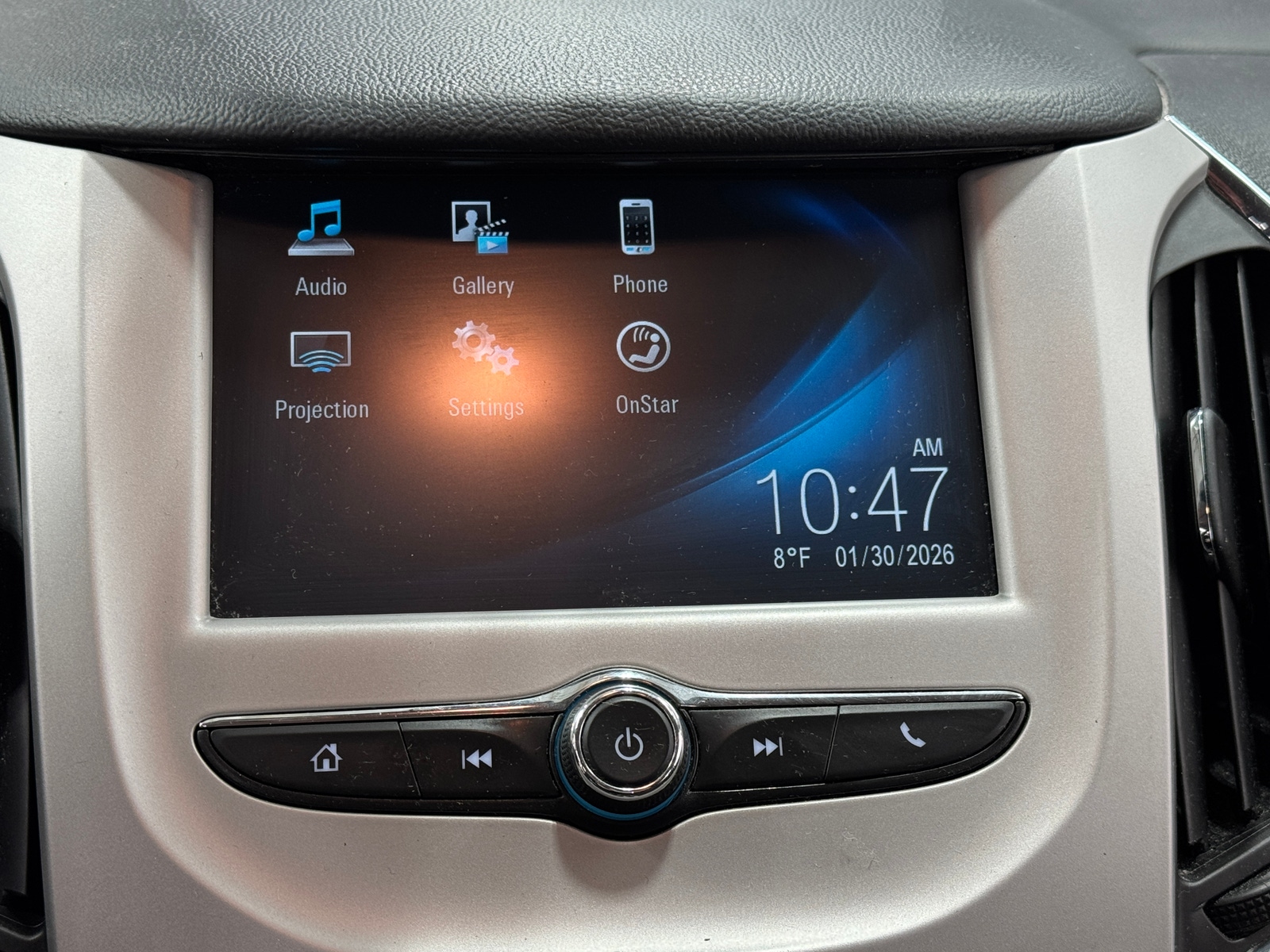 Thumbnail: 2017 Chevrolet Cruze - 4