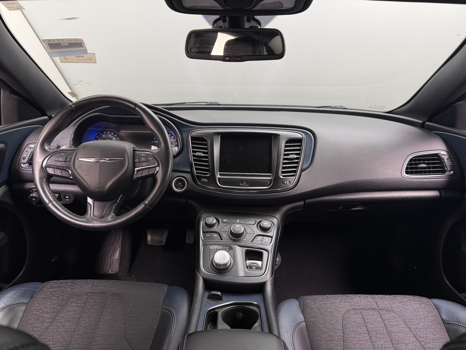 Thumbnail: 2016 Chrysler 200 - 2