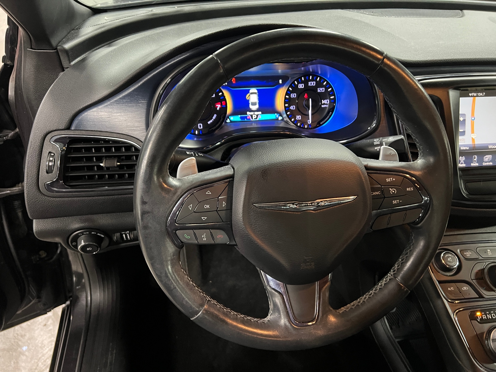 Thumbnail: 2016 Chrysler 200 - 4