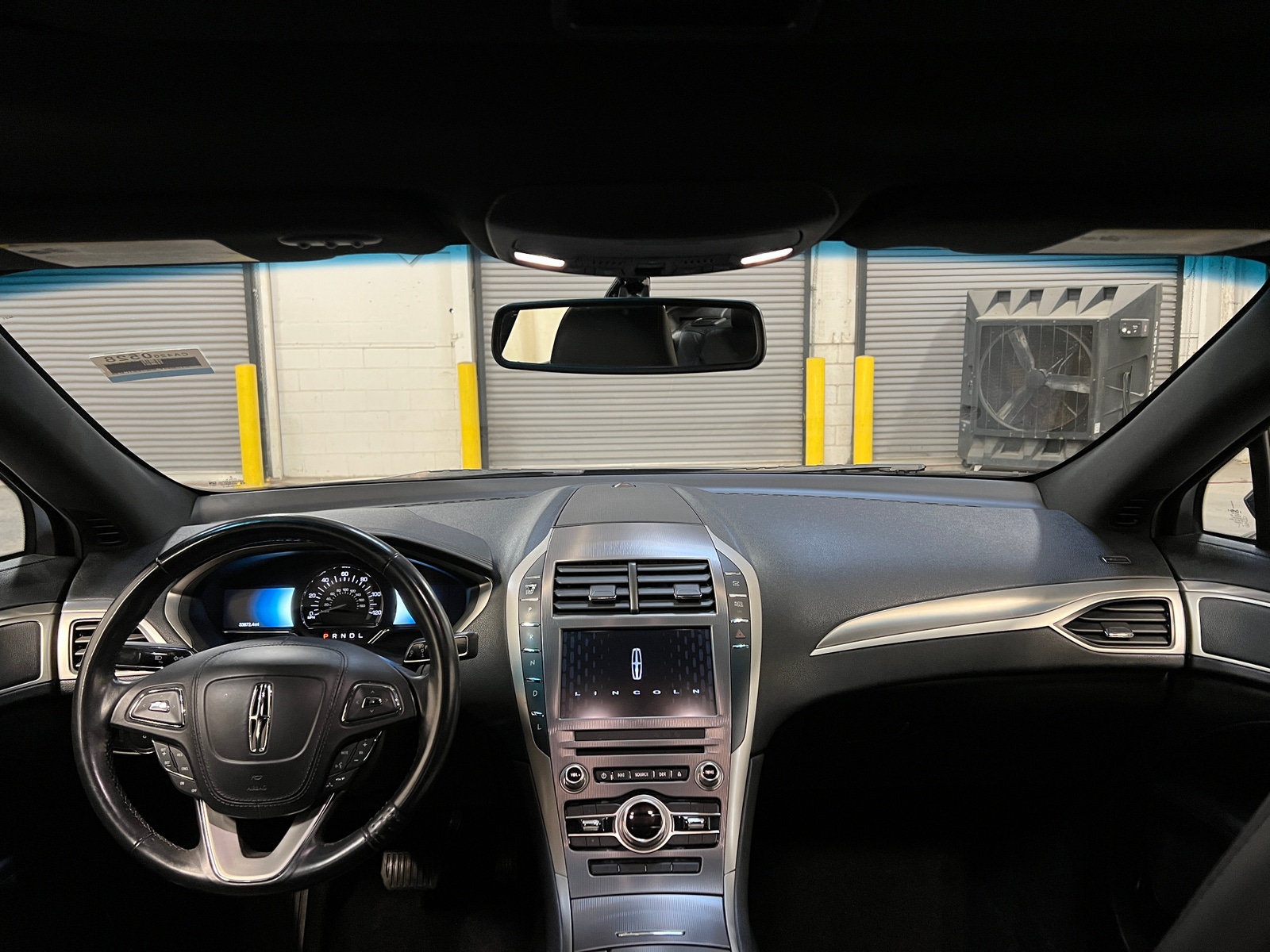 Thumbnail: 2017 Lincoln MKZ - 2