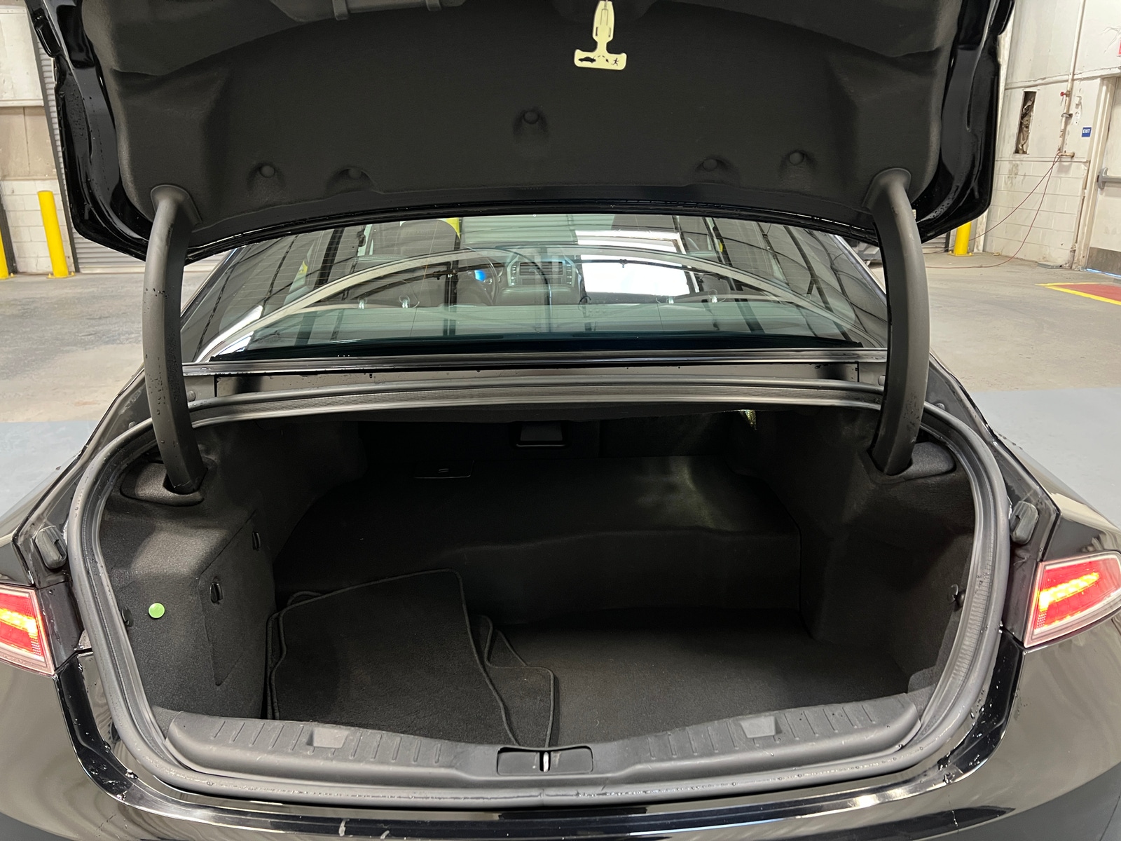 Thumbnail: 2017 Lincoln MKZ - 6