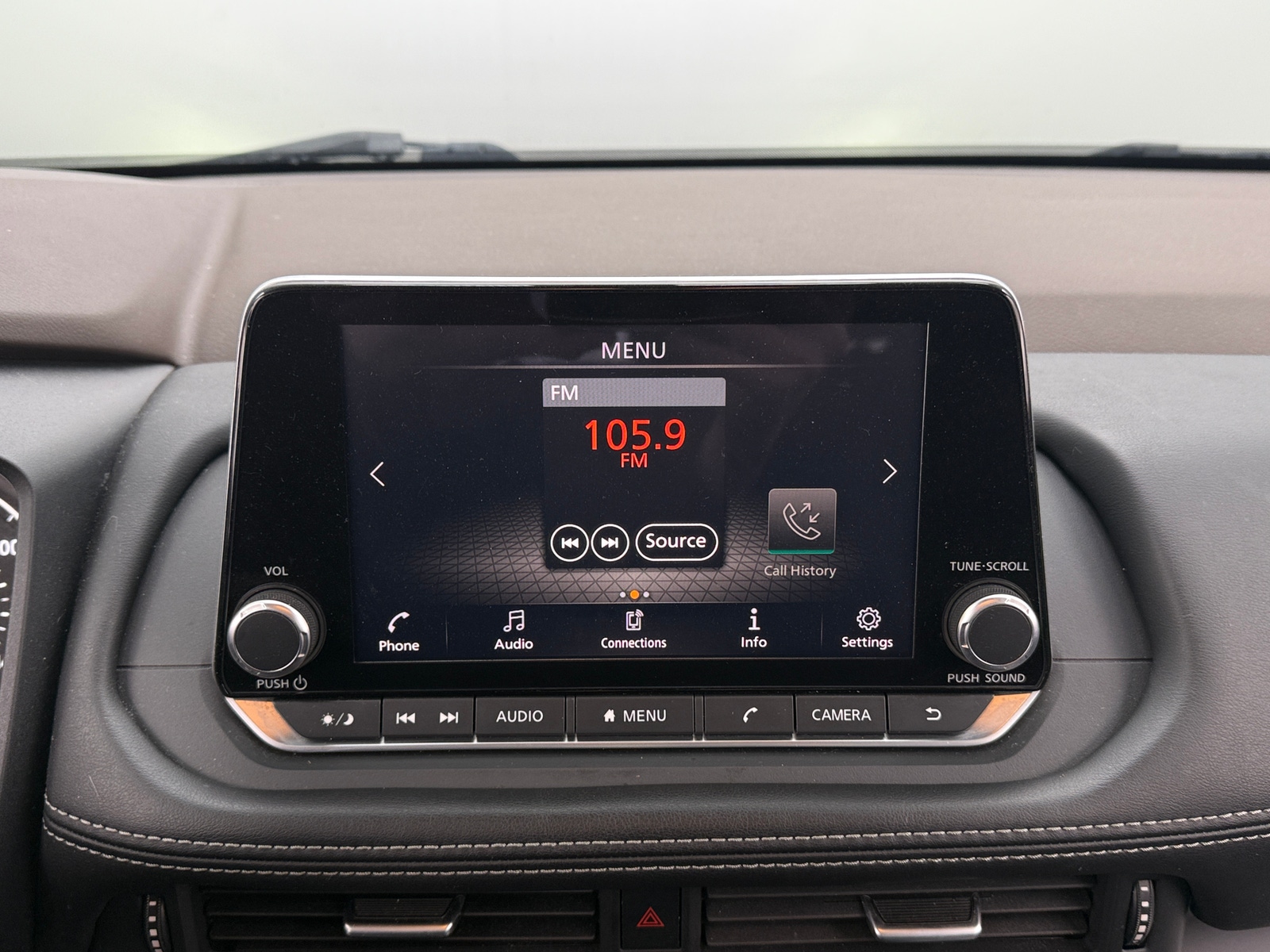 Thumbnail: 2021 Nissan Rogue - 4