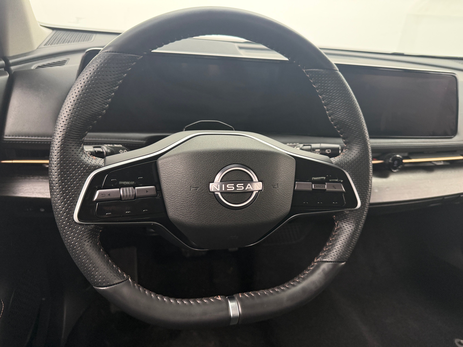 Thumbnail: 2023 Nissan Ariya - 4