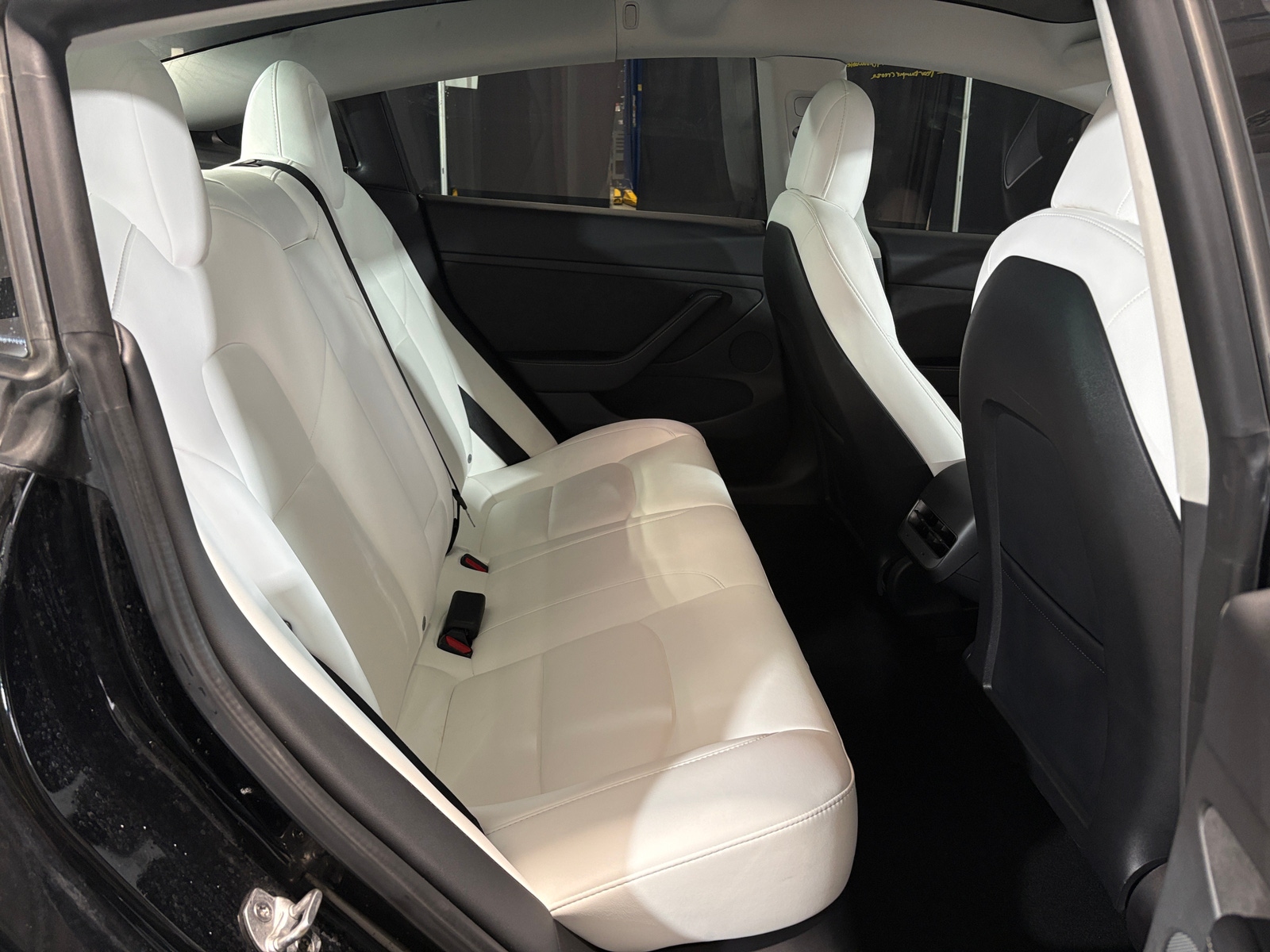 Thumbnail: 2022 Tesla Model 3 - 5