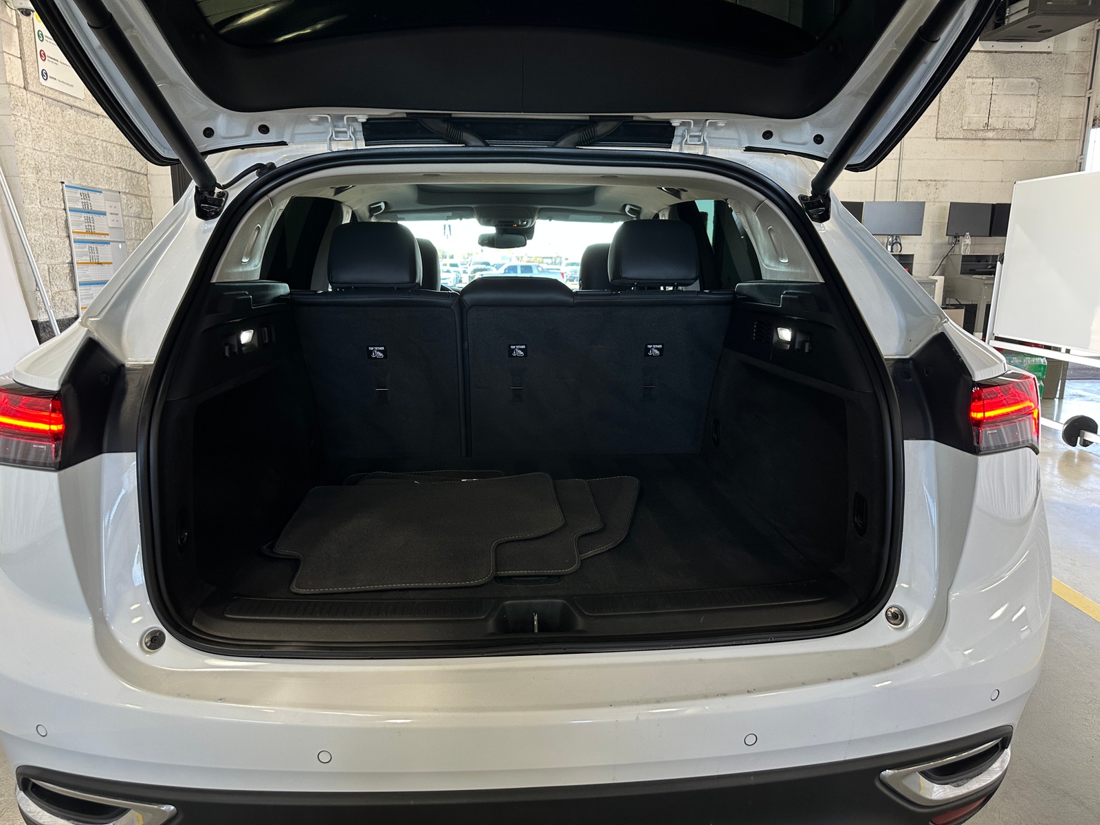 Thumbnail: 2022 Buick Envision - 6