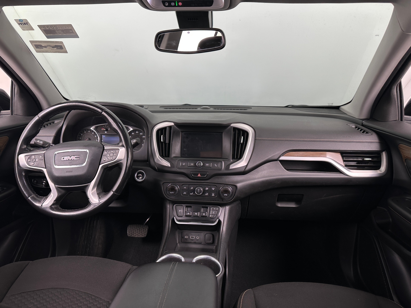 Thumbnail: 2020 GMC Terrain - 3